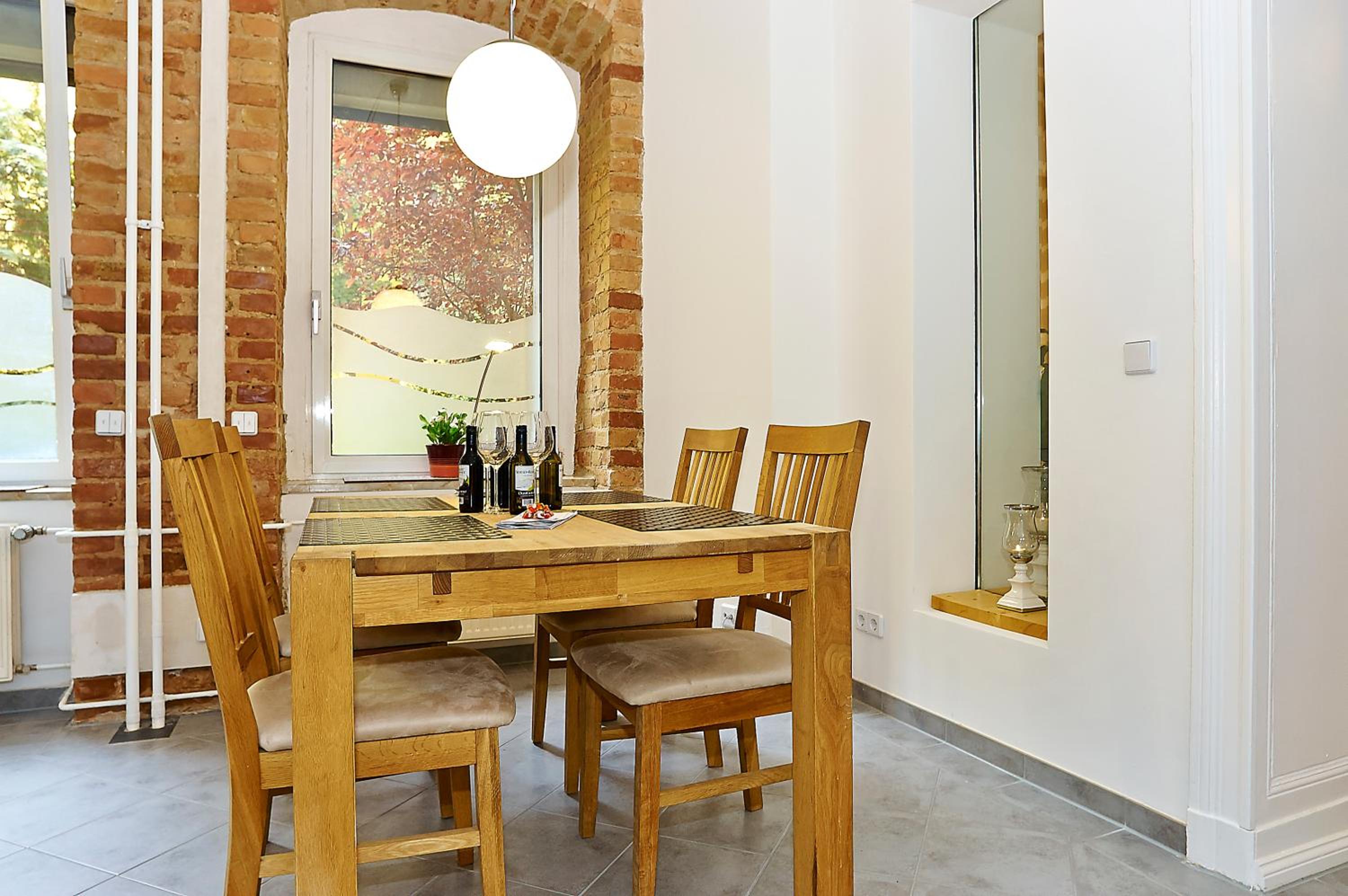 Apartment - Ground Floor photo 2