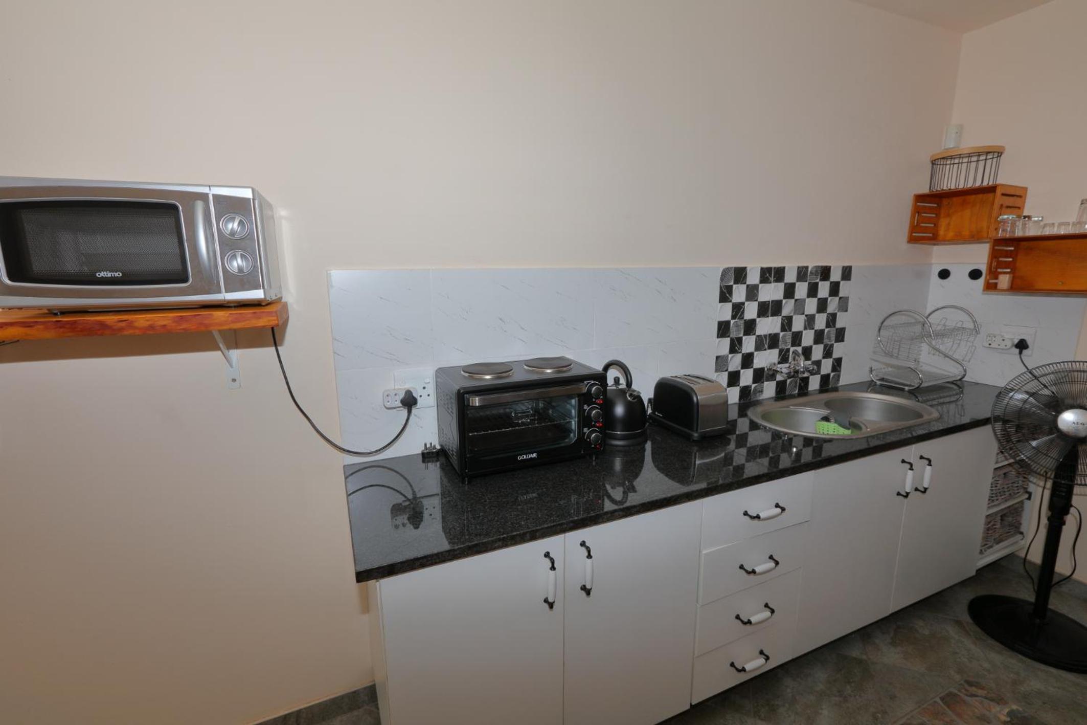 One-Bedroom Apartment - Photo 23
