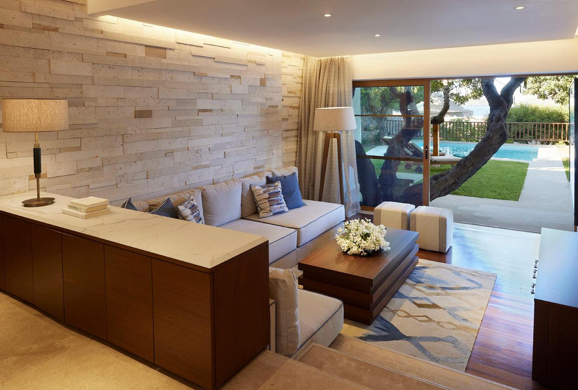 Grand Two-Bedroom Villa with Private Pool - Photo 1