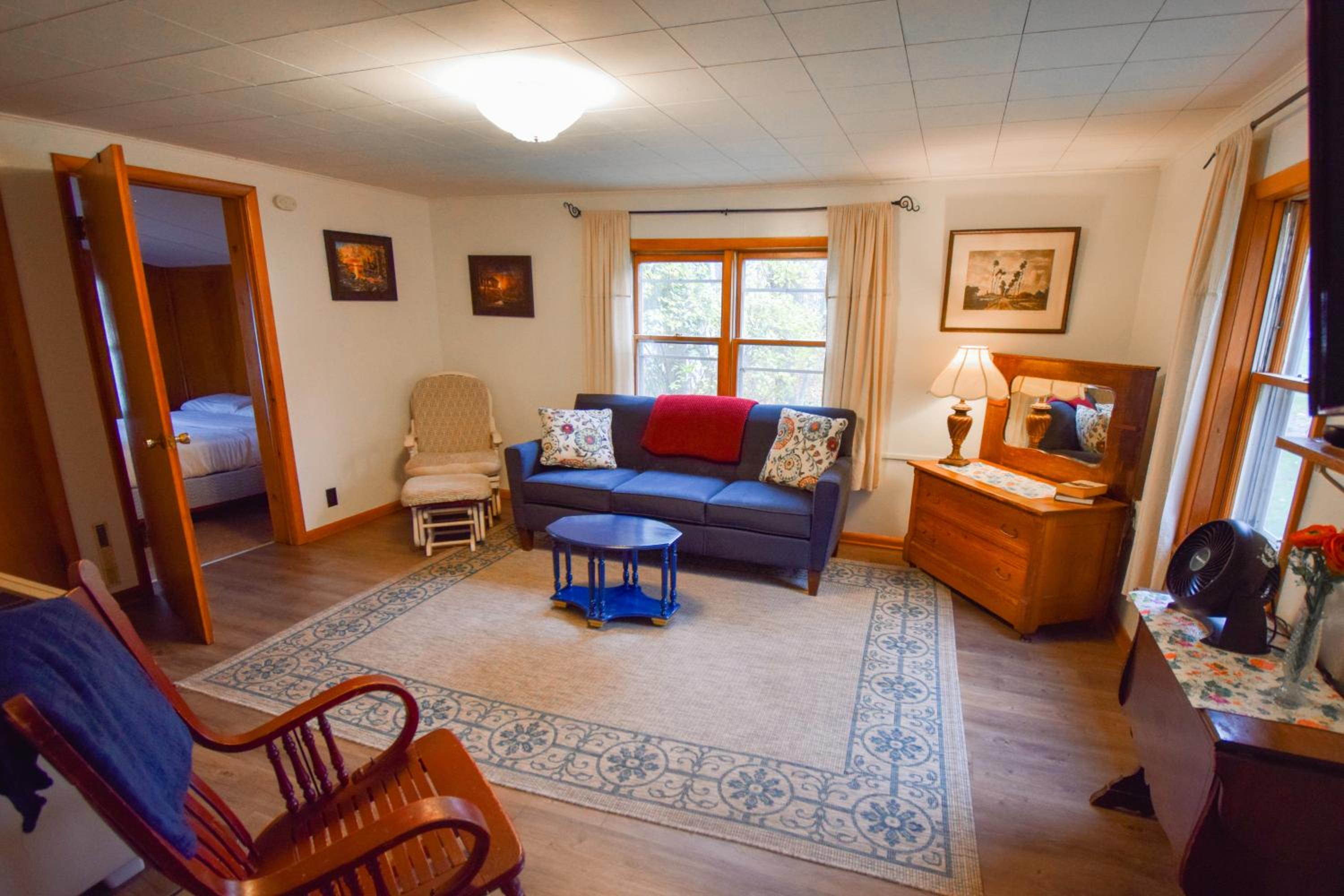 Two-Bedroom SM Cottage photo 3
