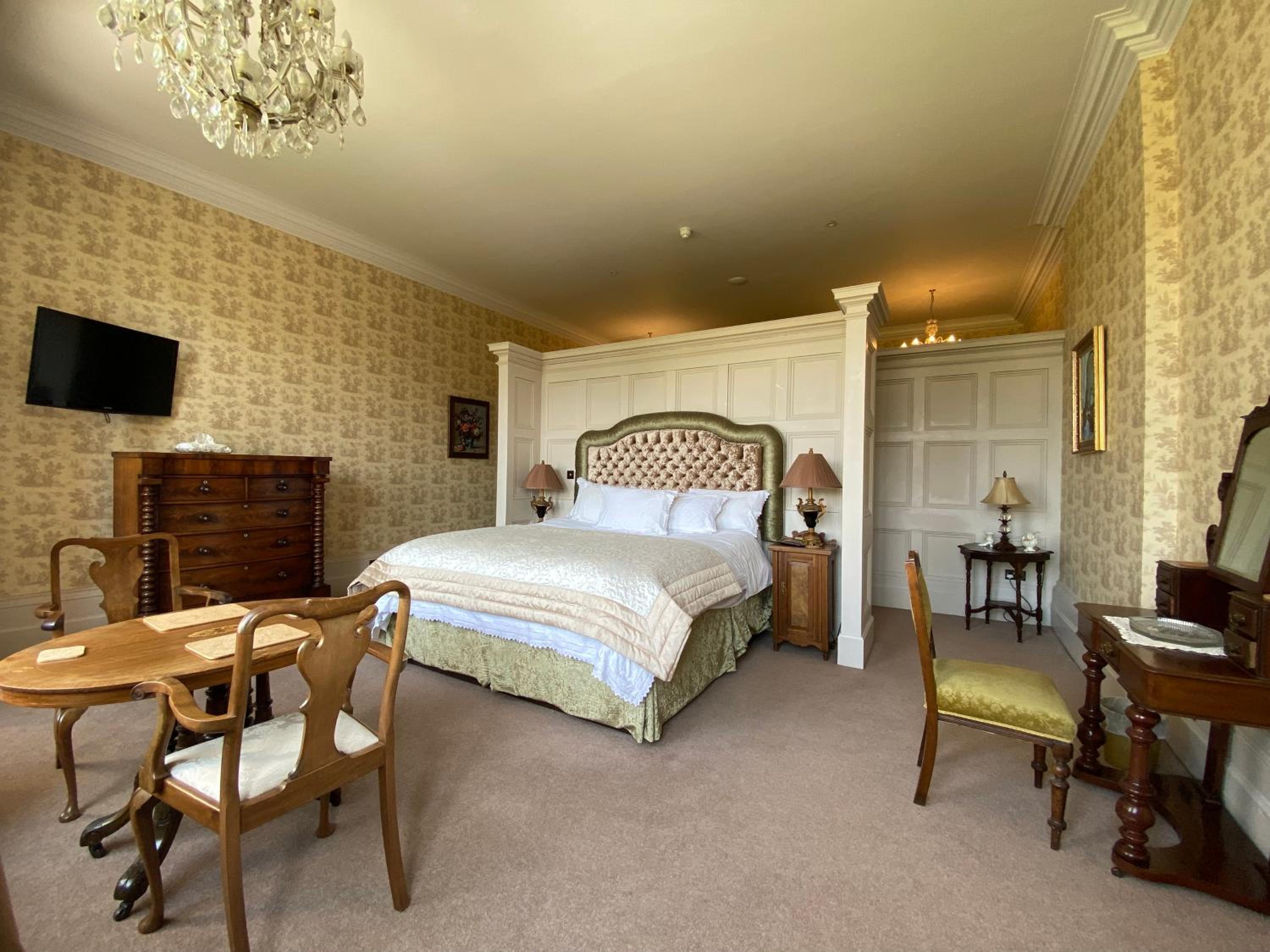 One-Bedroom Suite