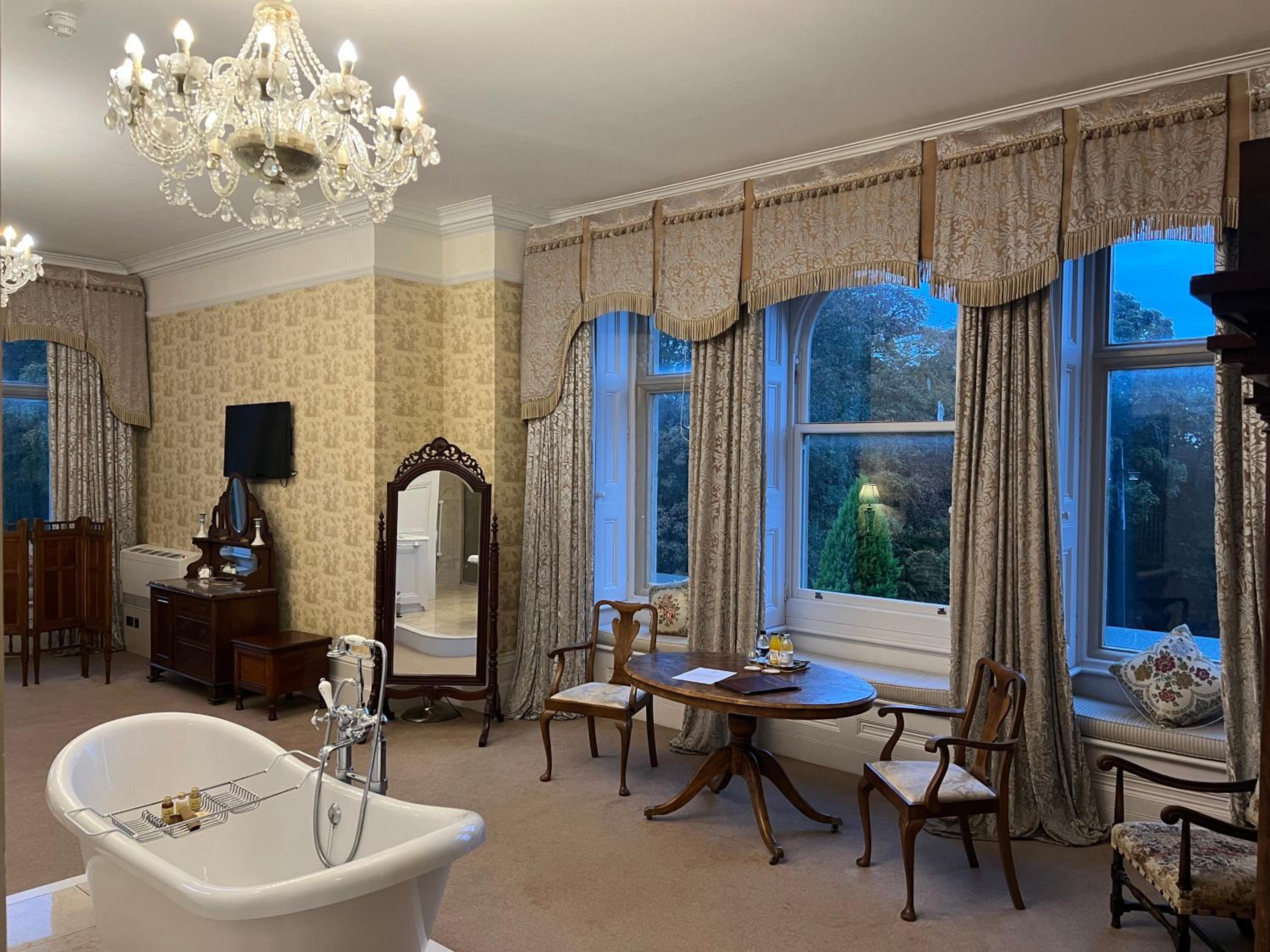 Suite with Garden View photo 2