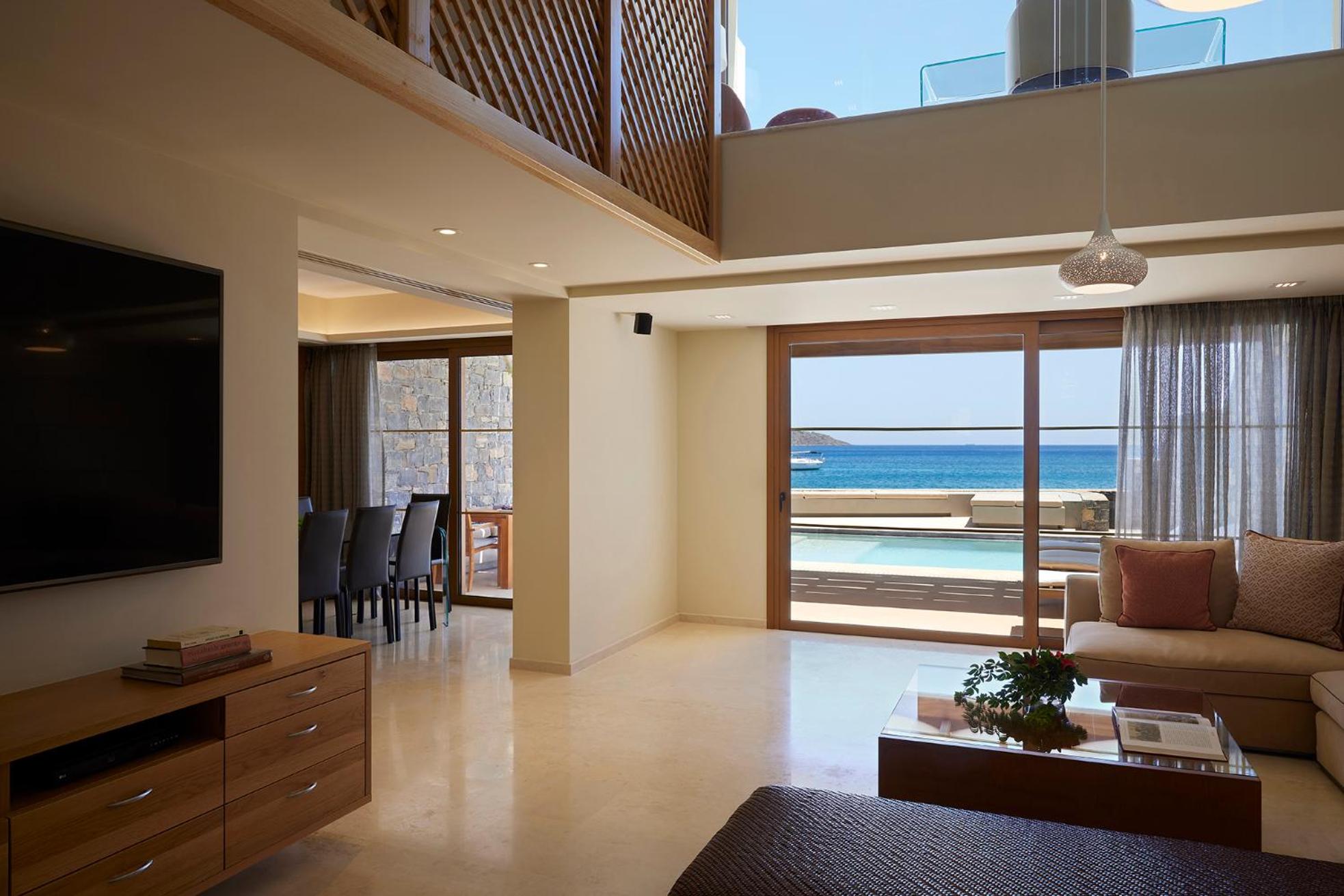 Loutro Diamond Residence Six-Bedroom with Private Pool - Photo 6