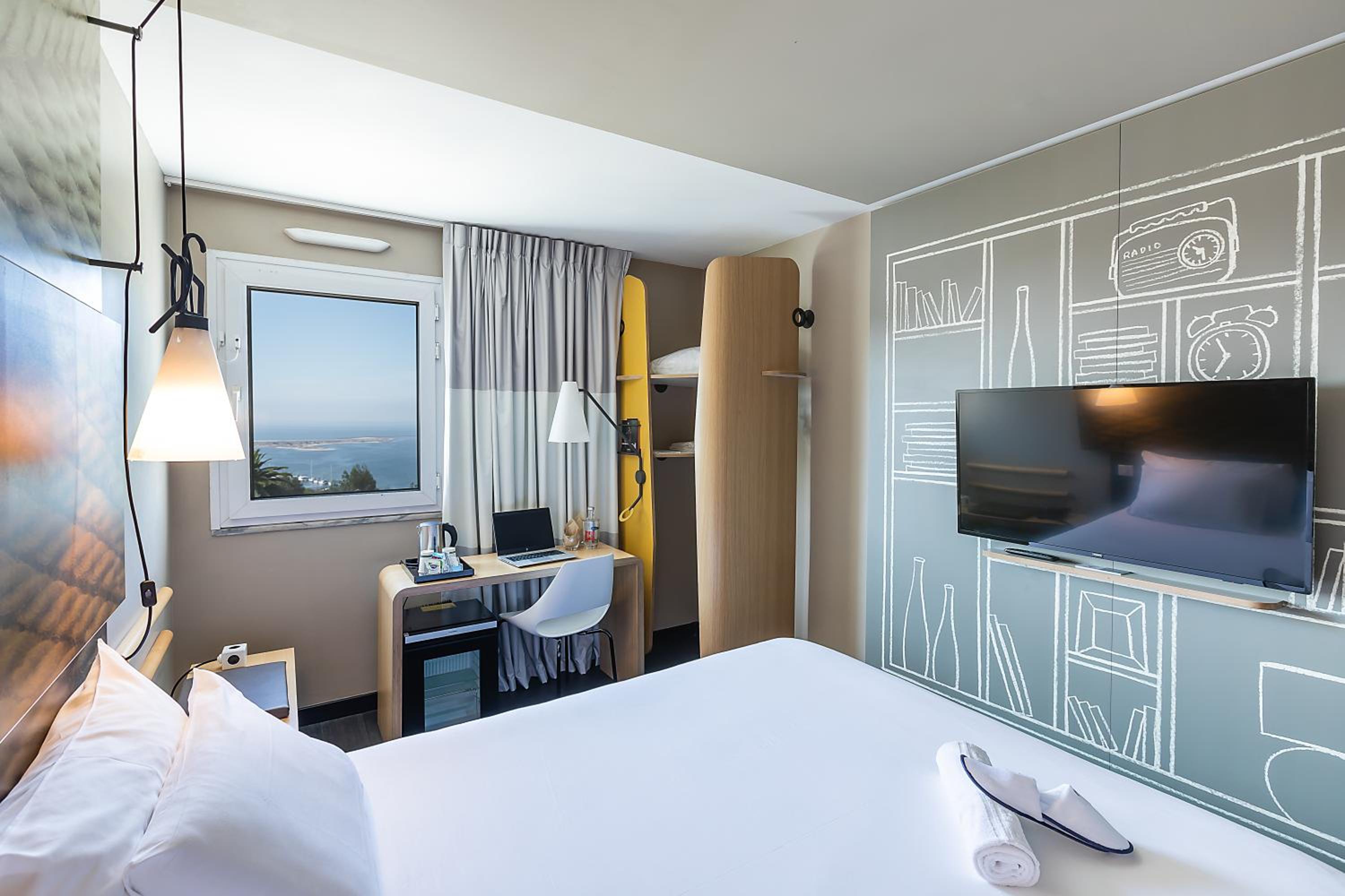 Superior Double Room with Sea or River View