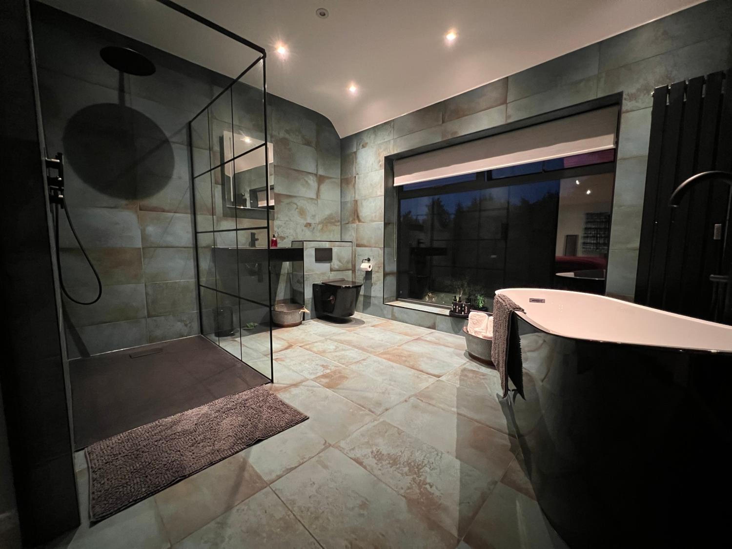 Suite with Garden View - Photo 7