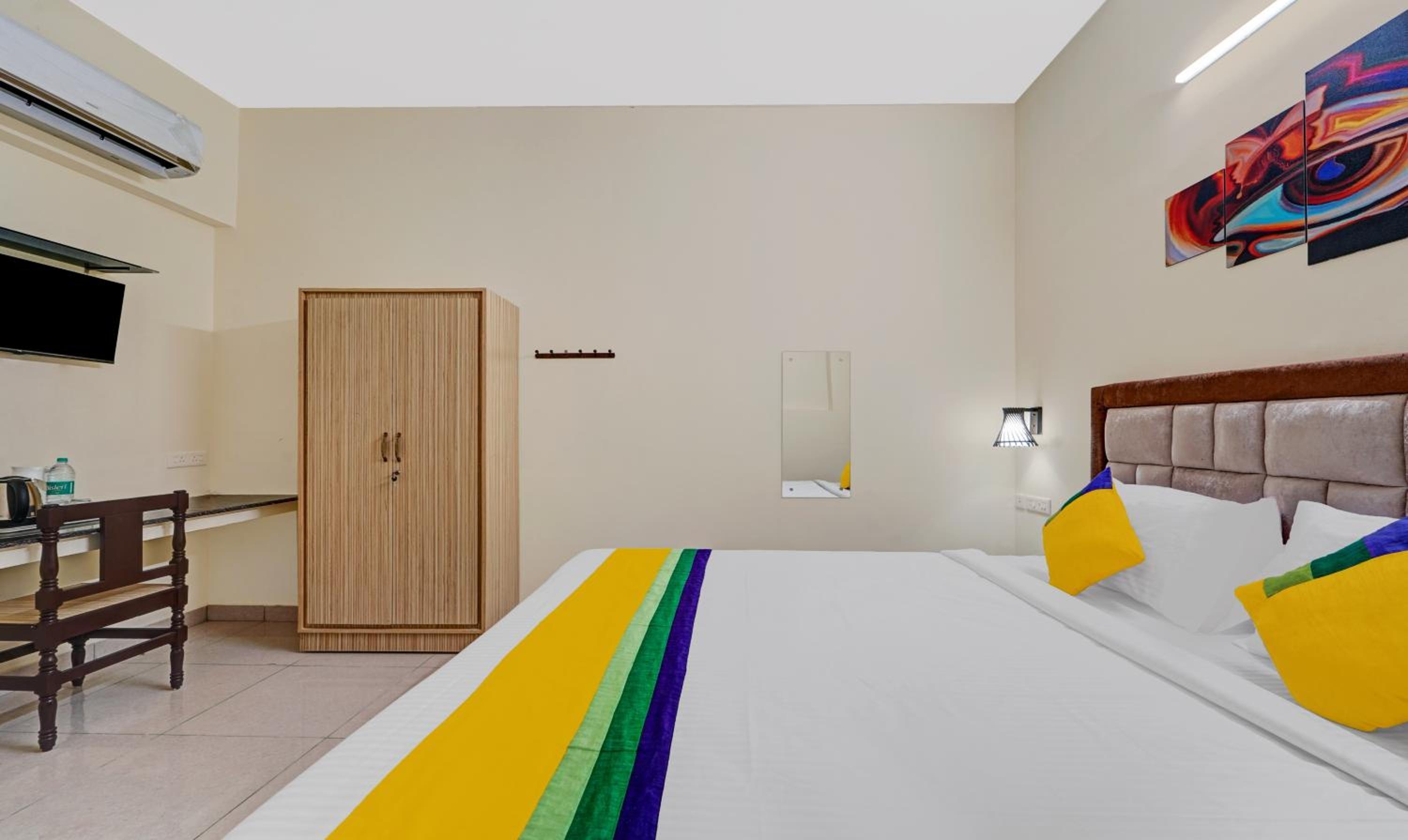 Standard Room - Photo 10