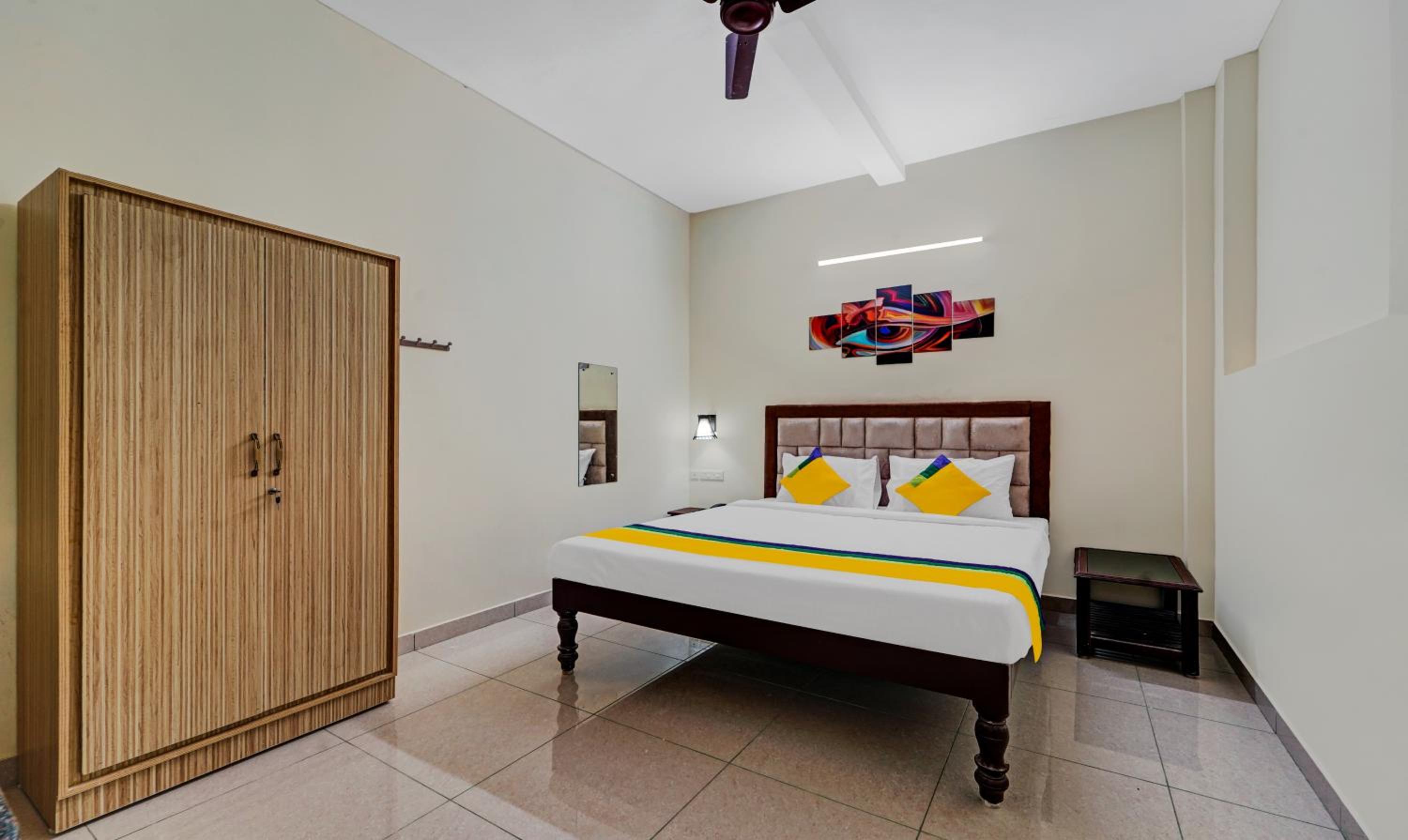 Standard Room - Photo 1