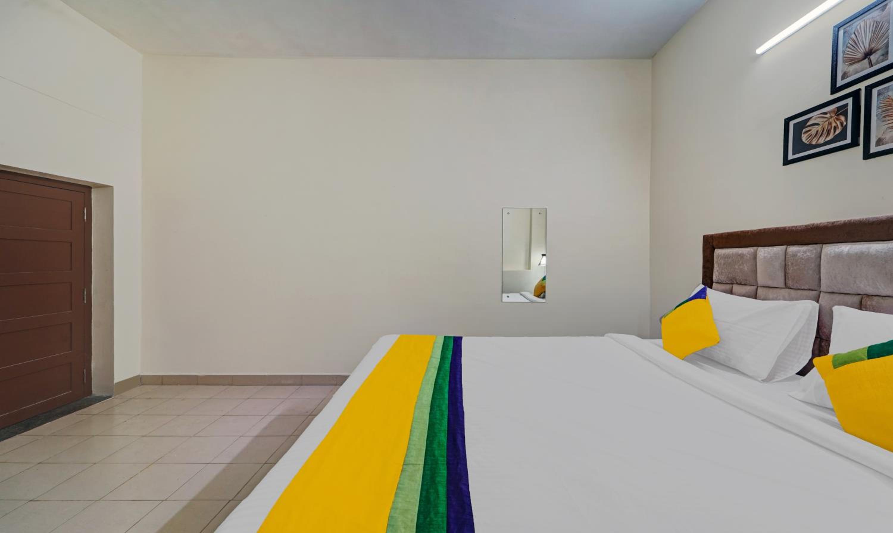 Standard Room - Photo 7