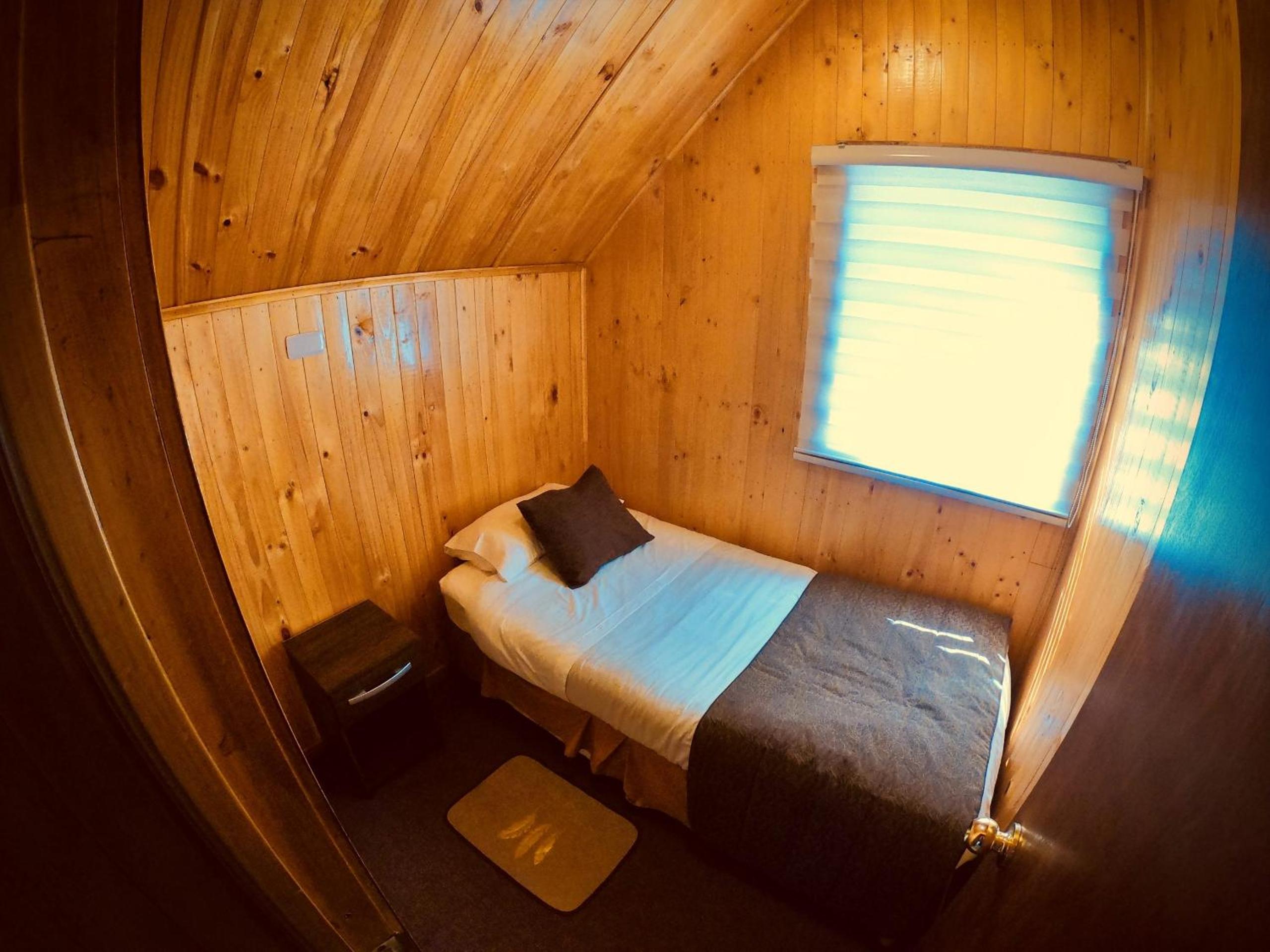 Three-Bedroom Bungalow photo 2
