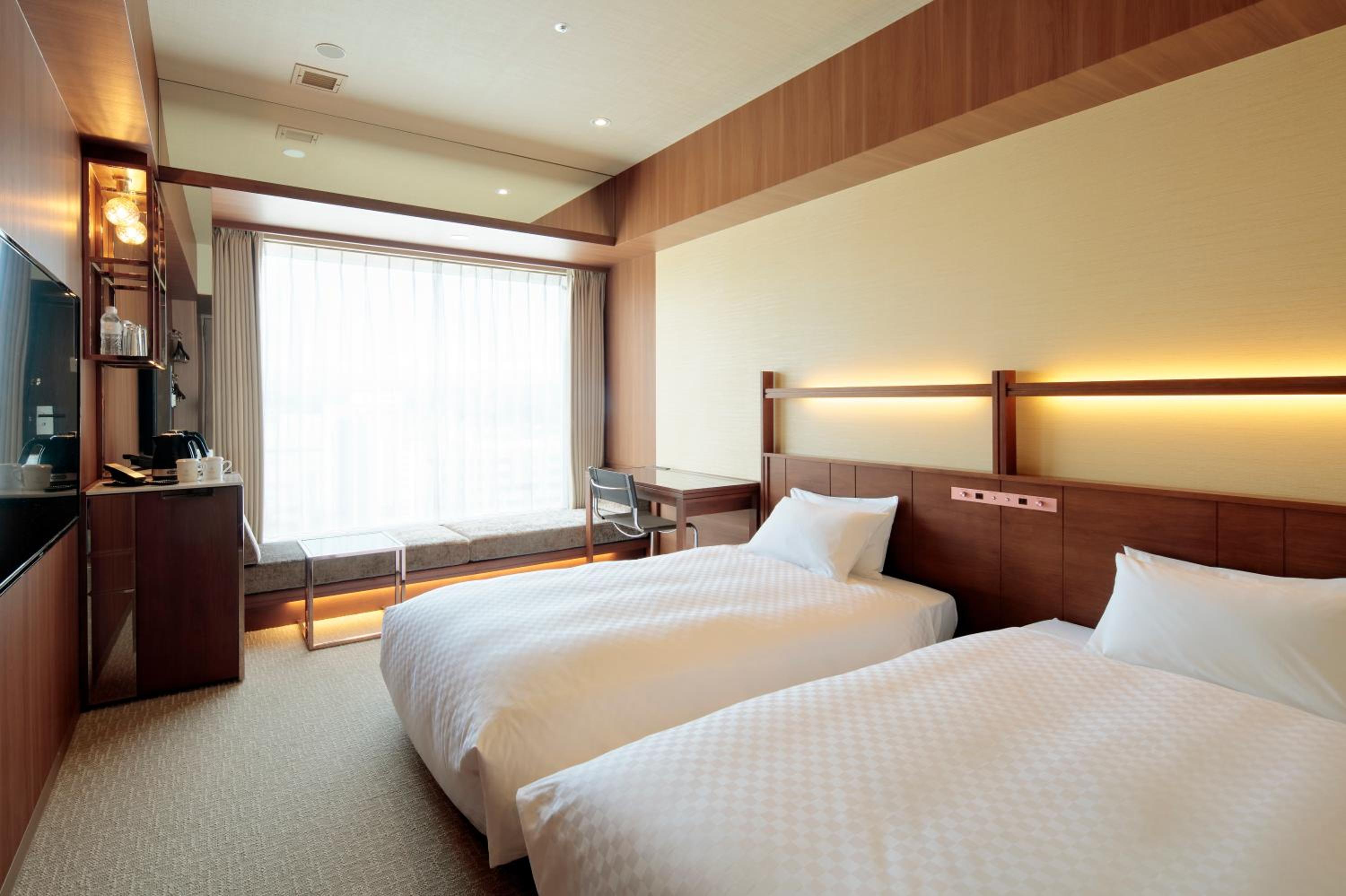Twin Room - Photo 3