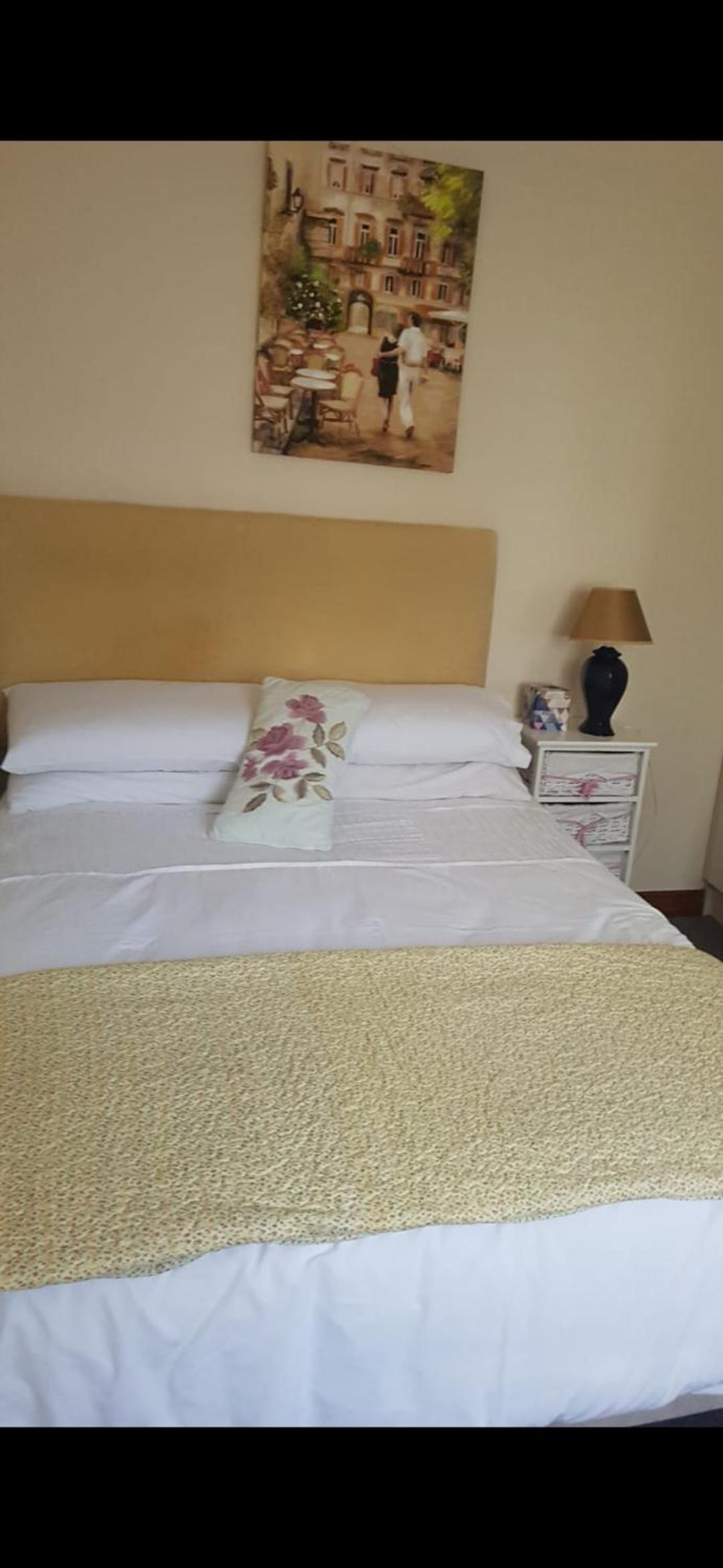Double Room - Photo 2