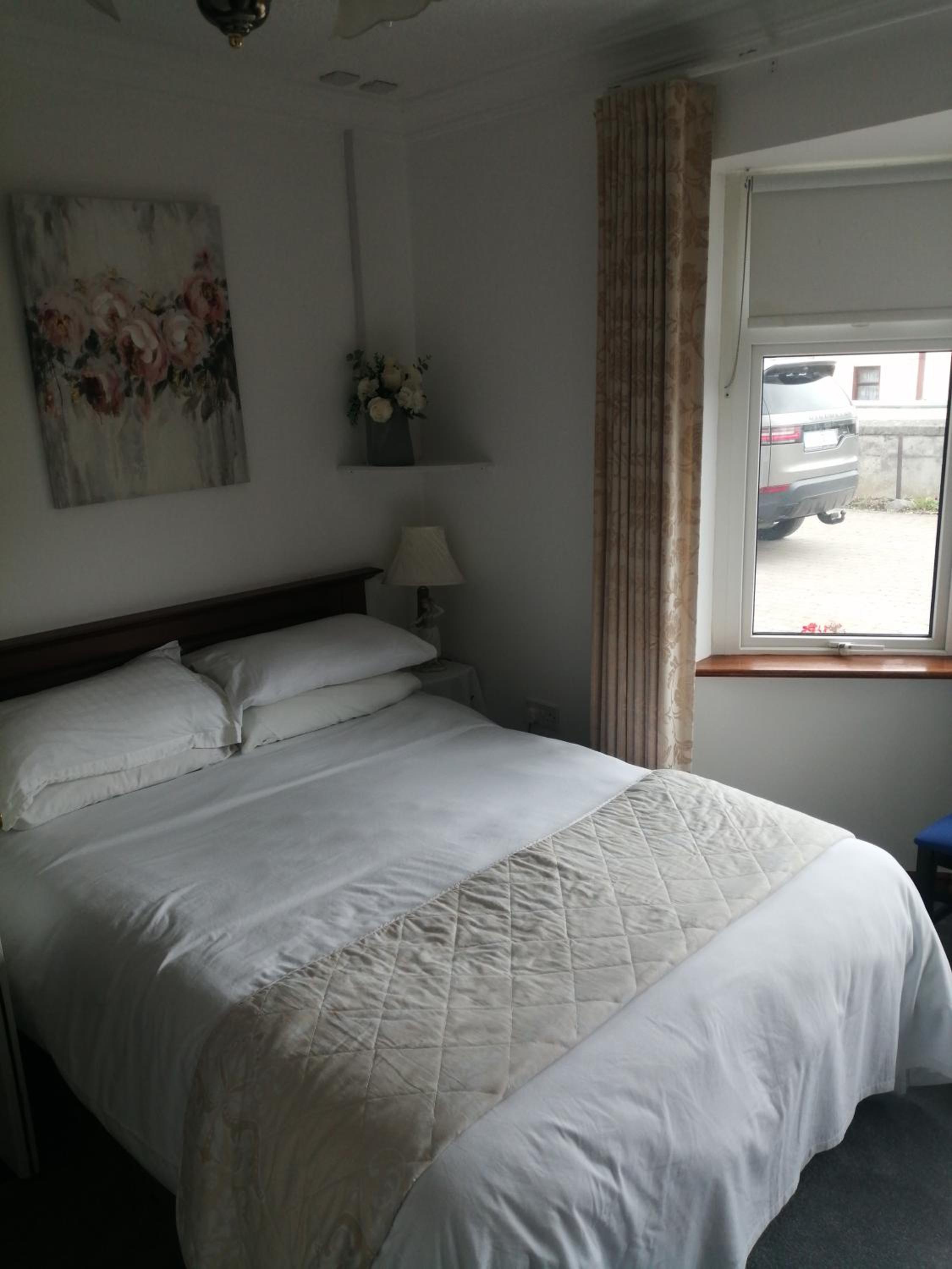 Double Room - Photo 4