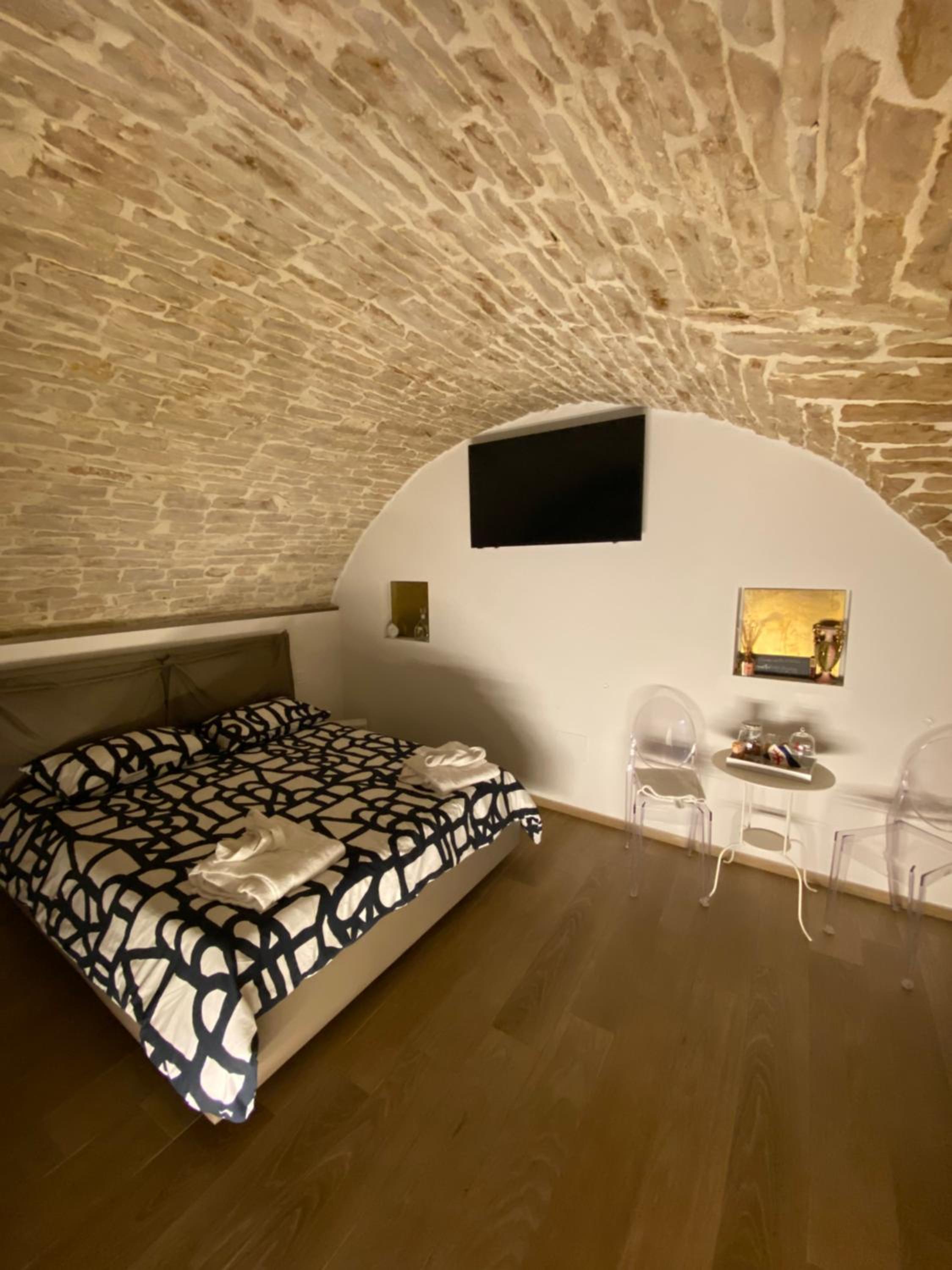 King Room with Spa Bath photo 1