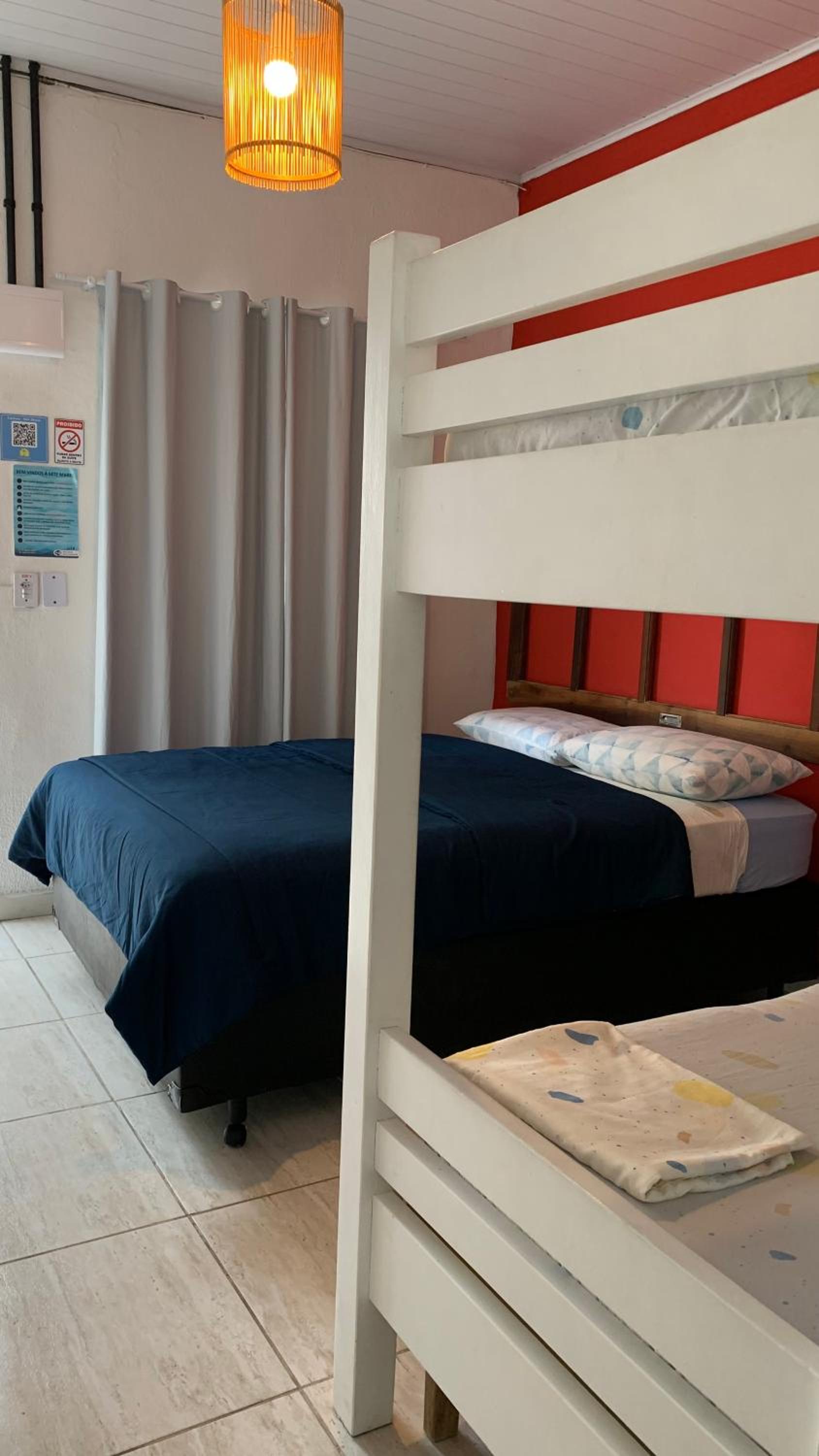 Classic Quadruple Room - Photo 9