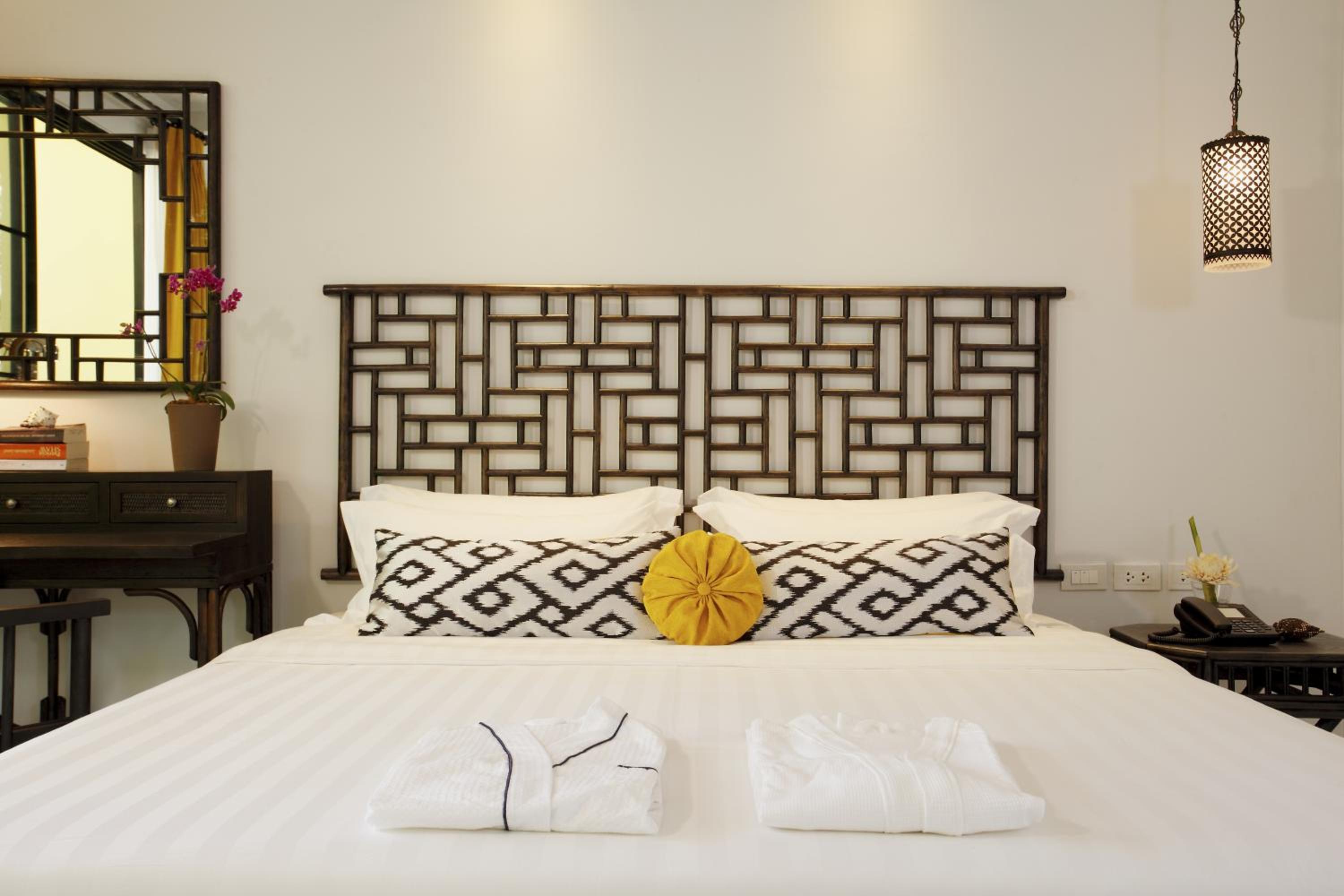 Deluxe Double or Twin Room - Photo 4