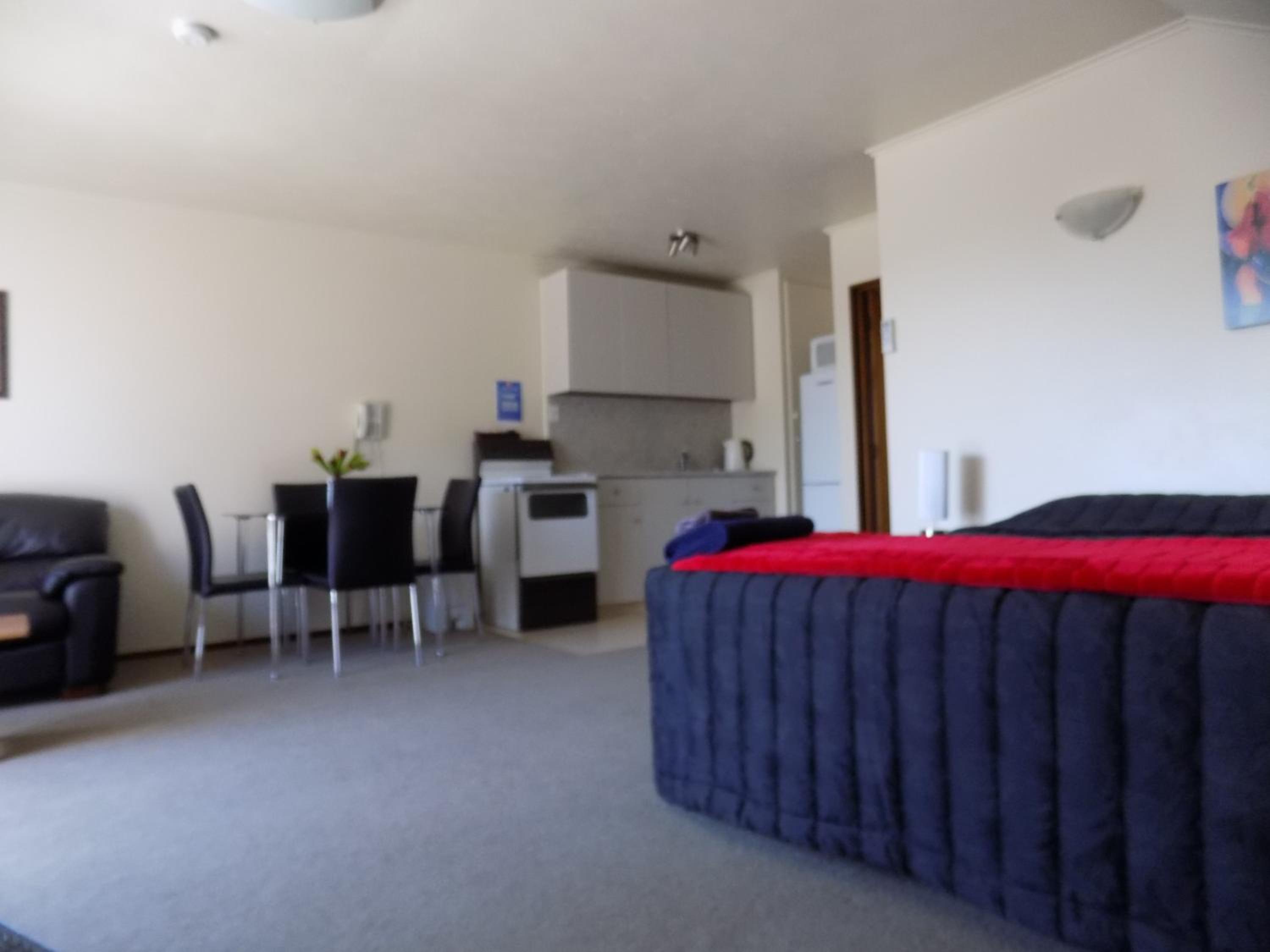 Studio with Separate Bedroom - Photo 10