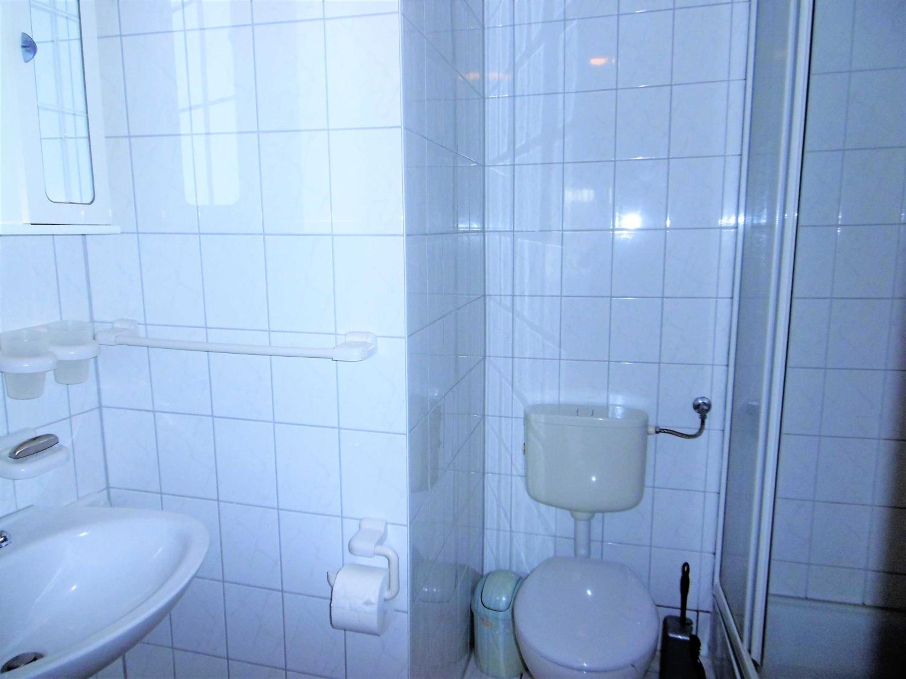 One-Bedroom Apartment with Terrace photo 2