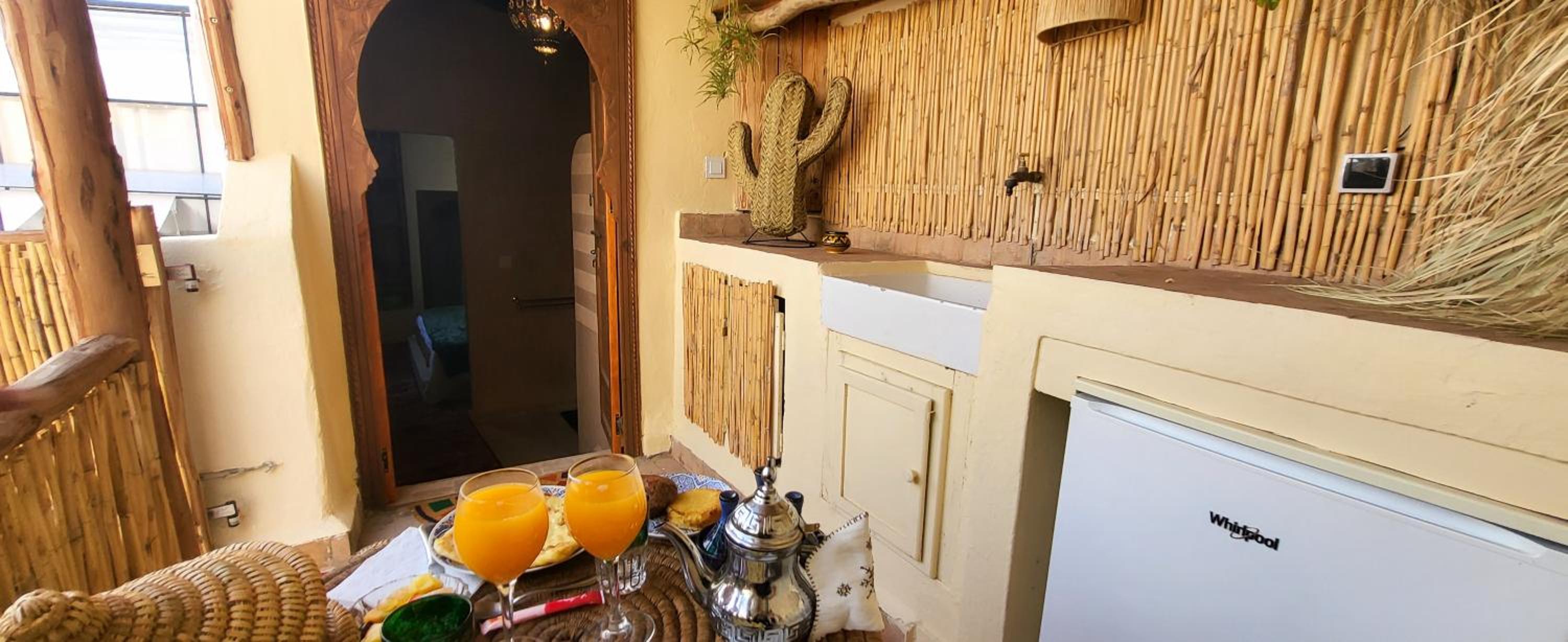 Double Room with Terrace - Photo 9