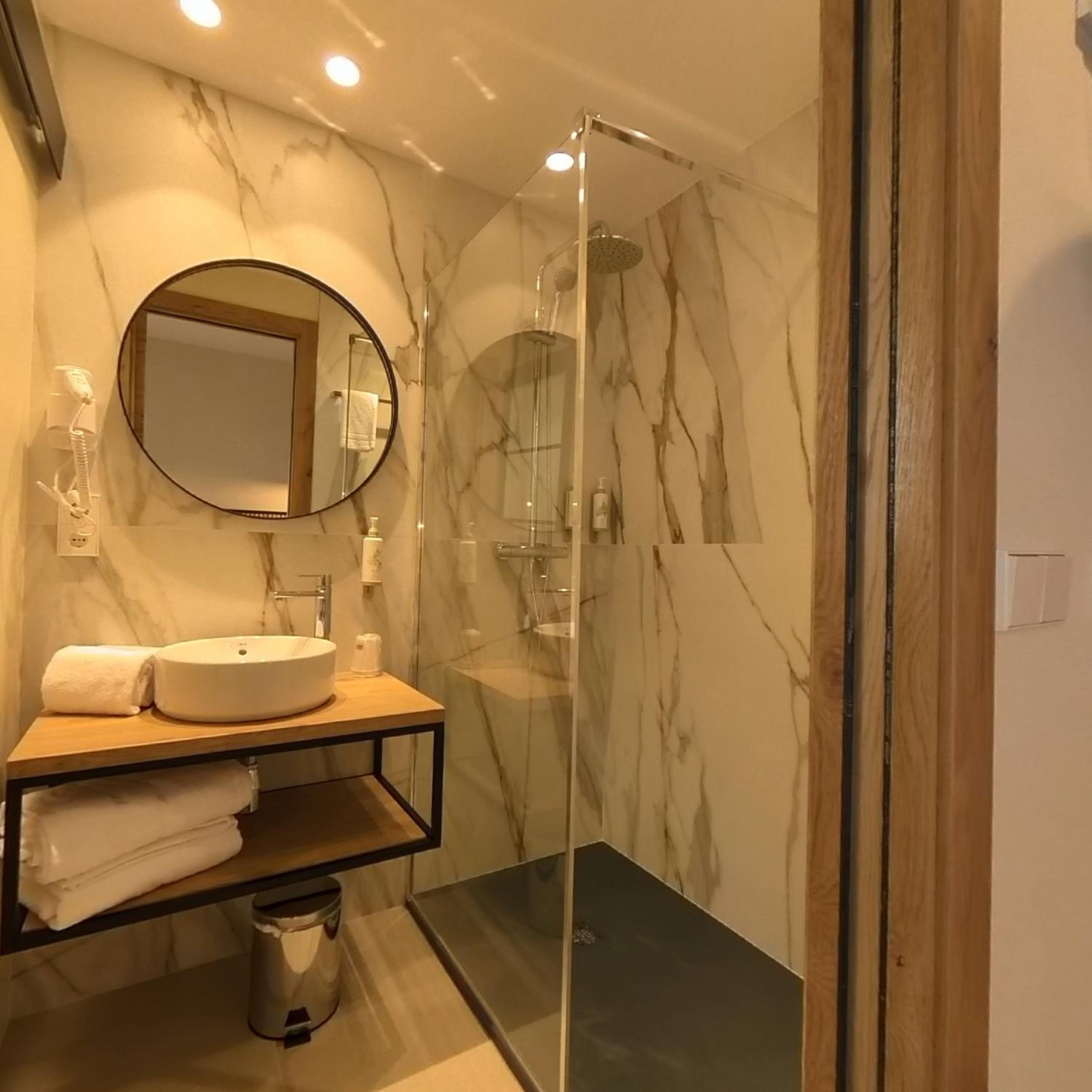 Superior Triple Room photo 2