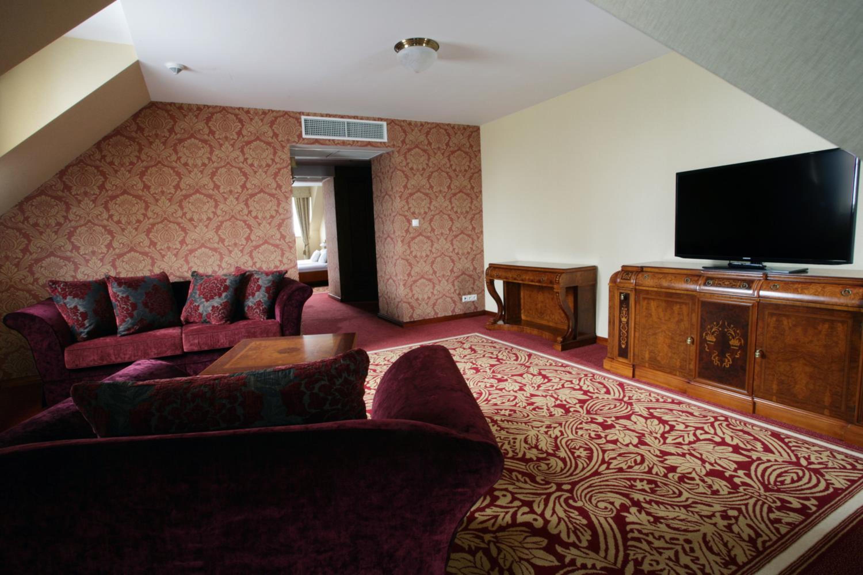 Deluxe Apartment - Photo 2