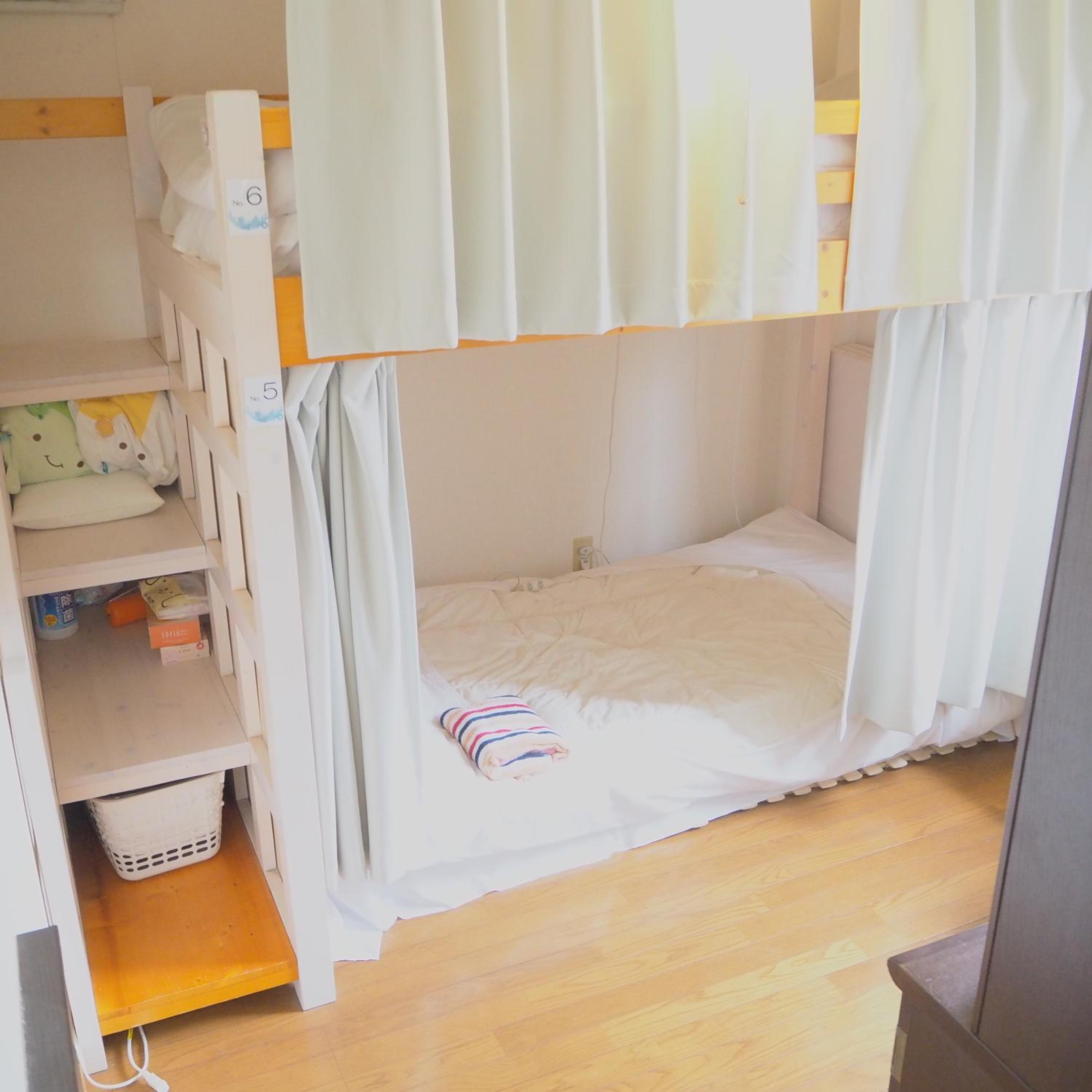 Family Room - Photo 6