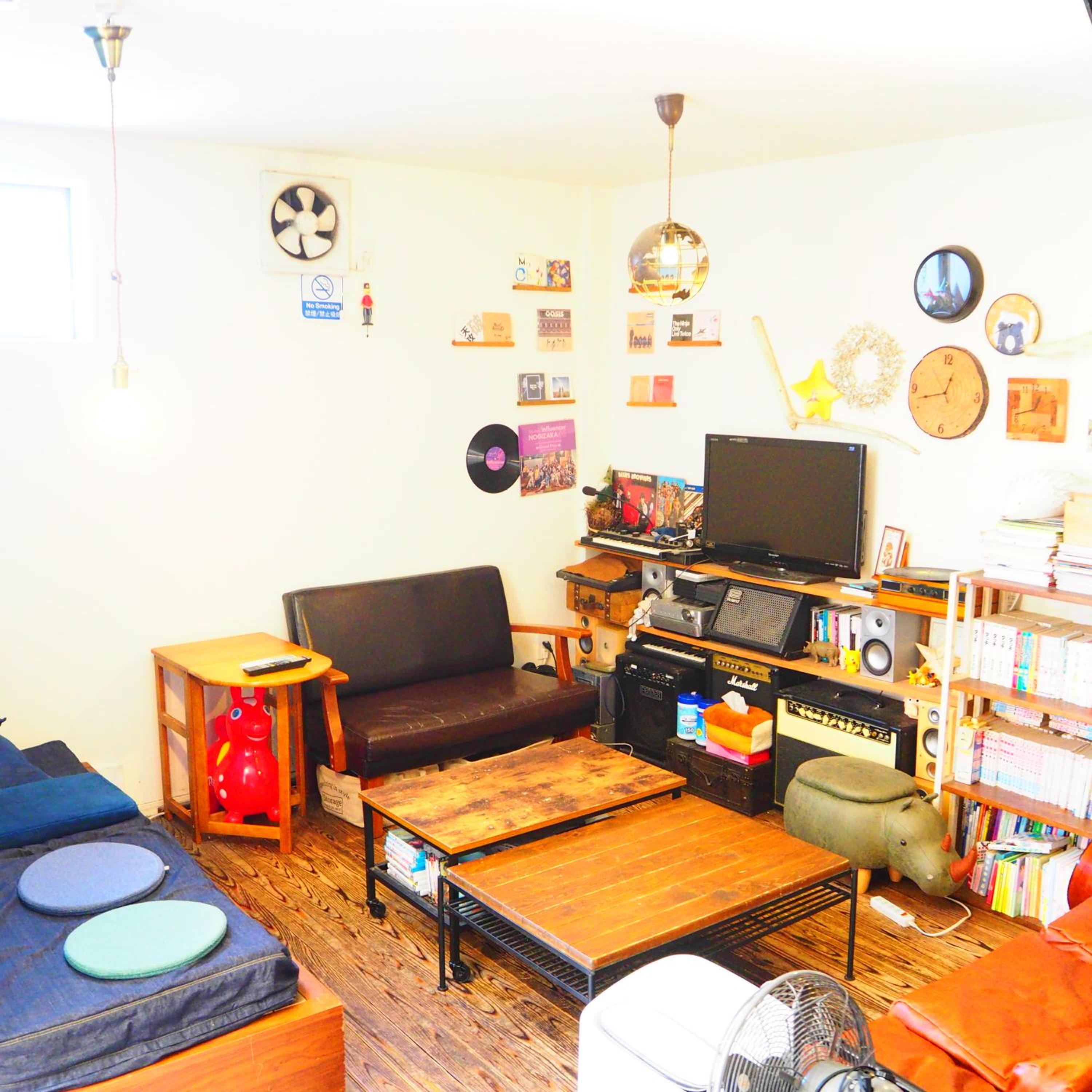 Family Room - Photo 12