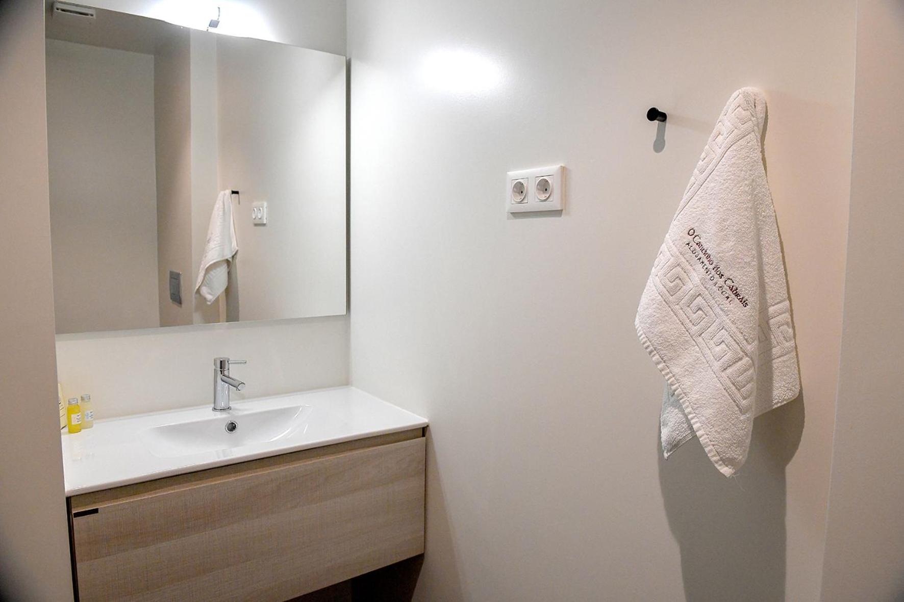 Twin Room - Photo 4