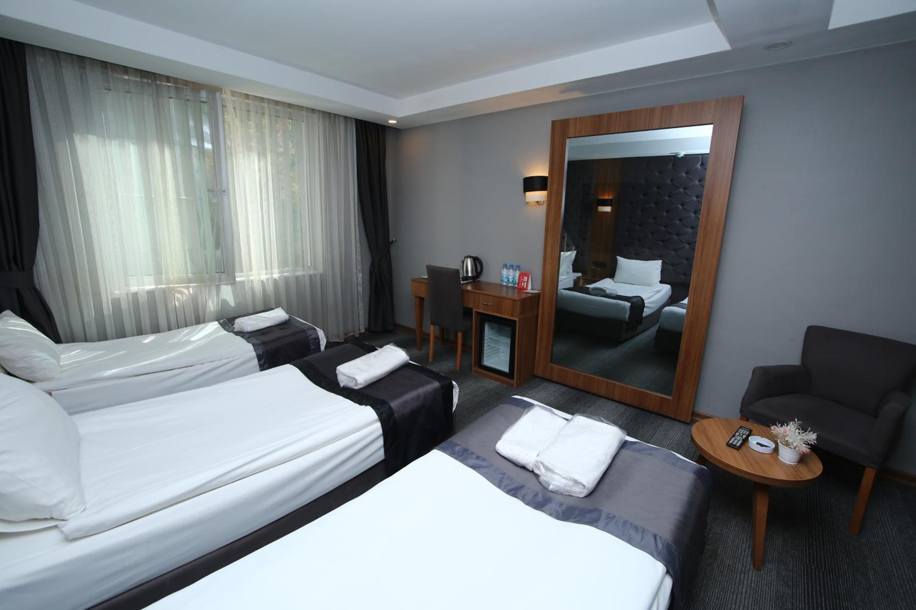 Basic Triple Room - Photo 2
