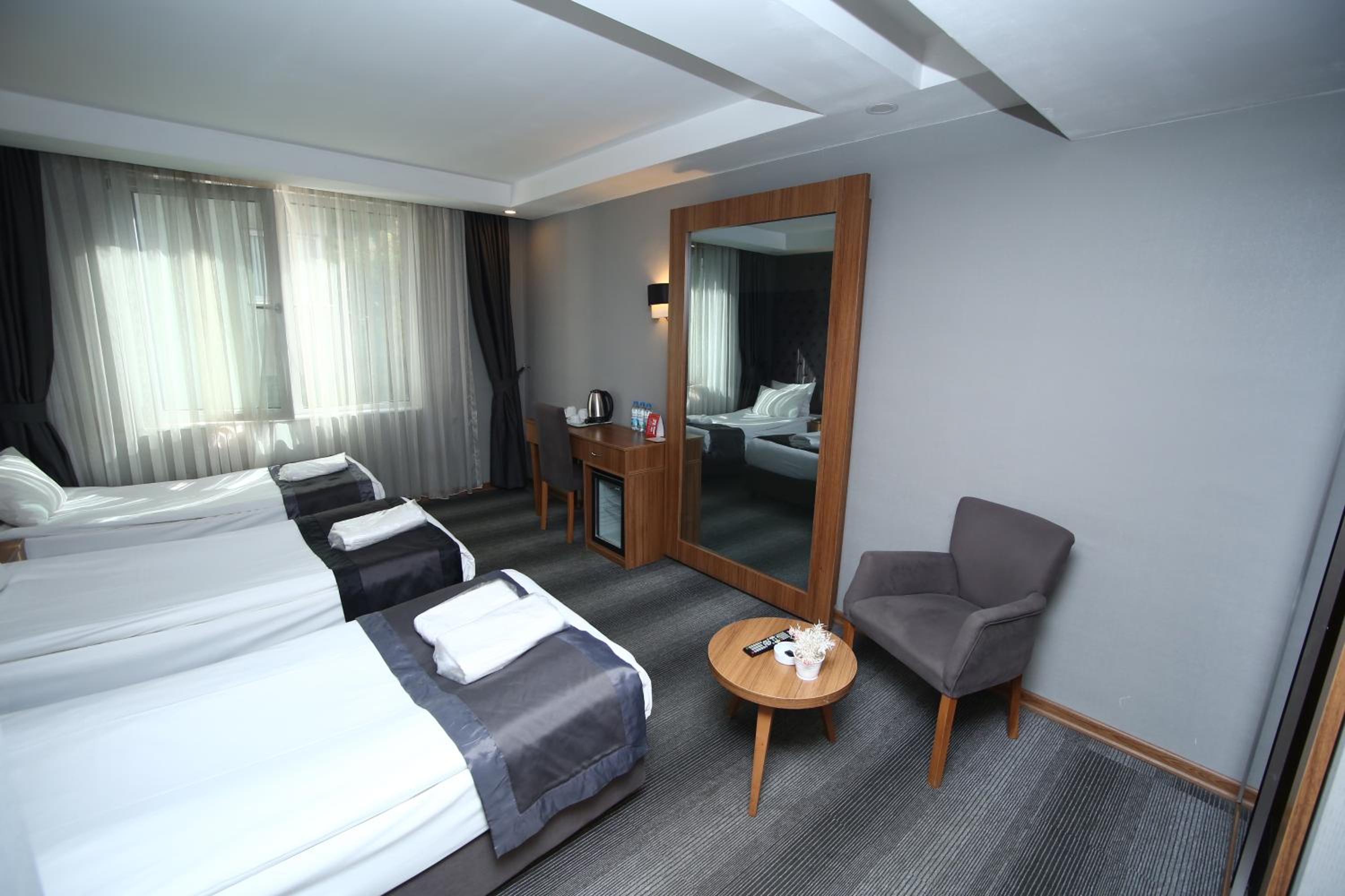 Basic Triple Room - Photo 3