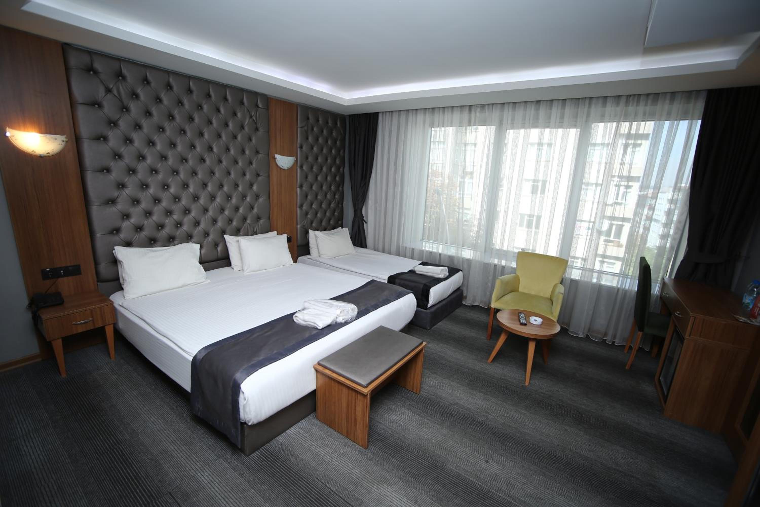 Basic Triple Room - Photo 13