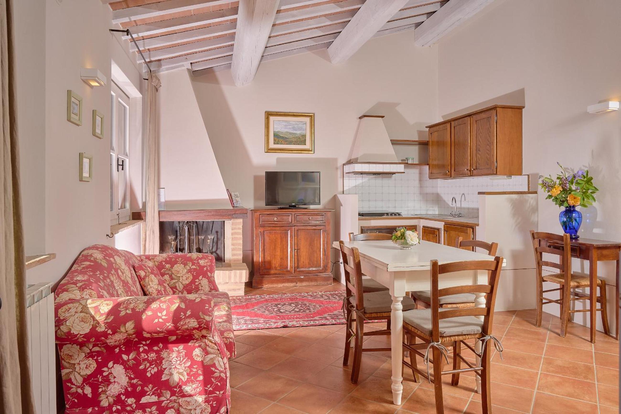 One-Bedroom Apartment - Annex photo 3
