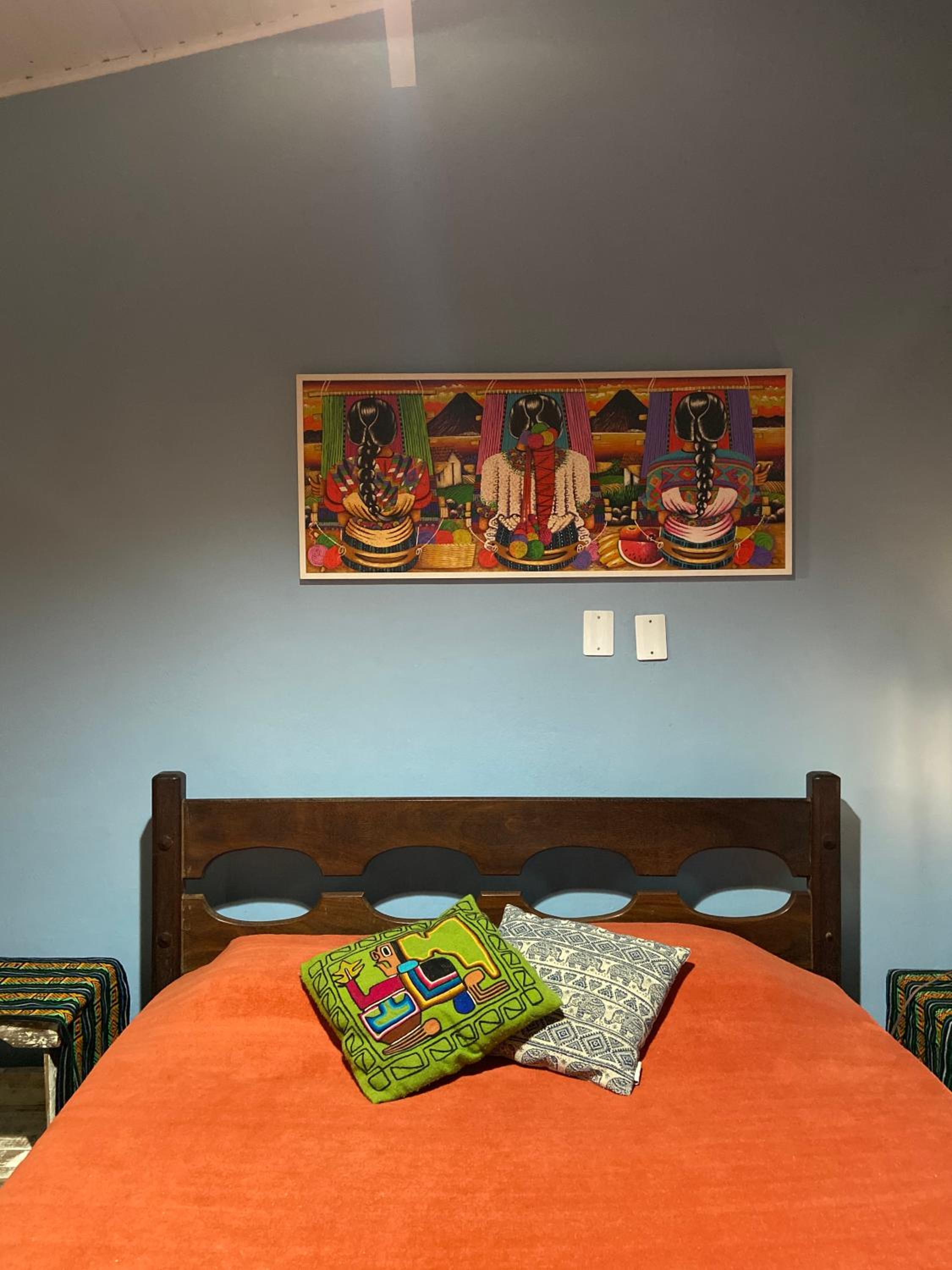Deluxe Queen Suite - Photo 7