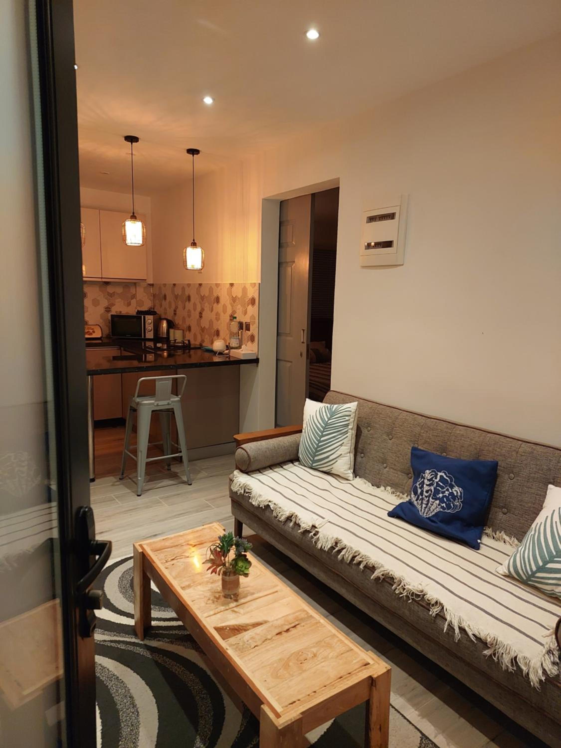 Studio Apartment photo 2