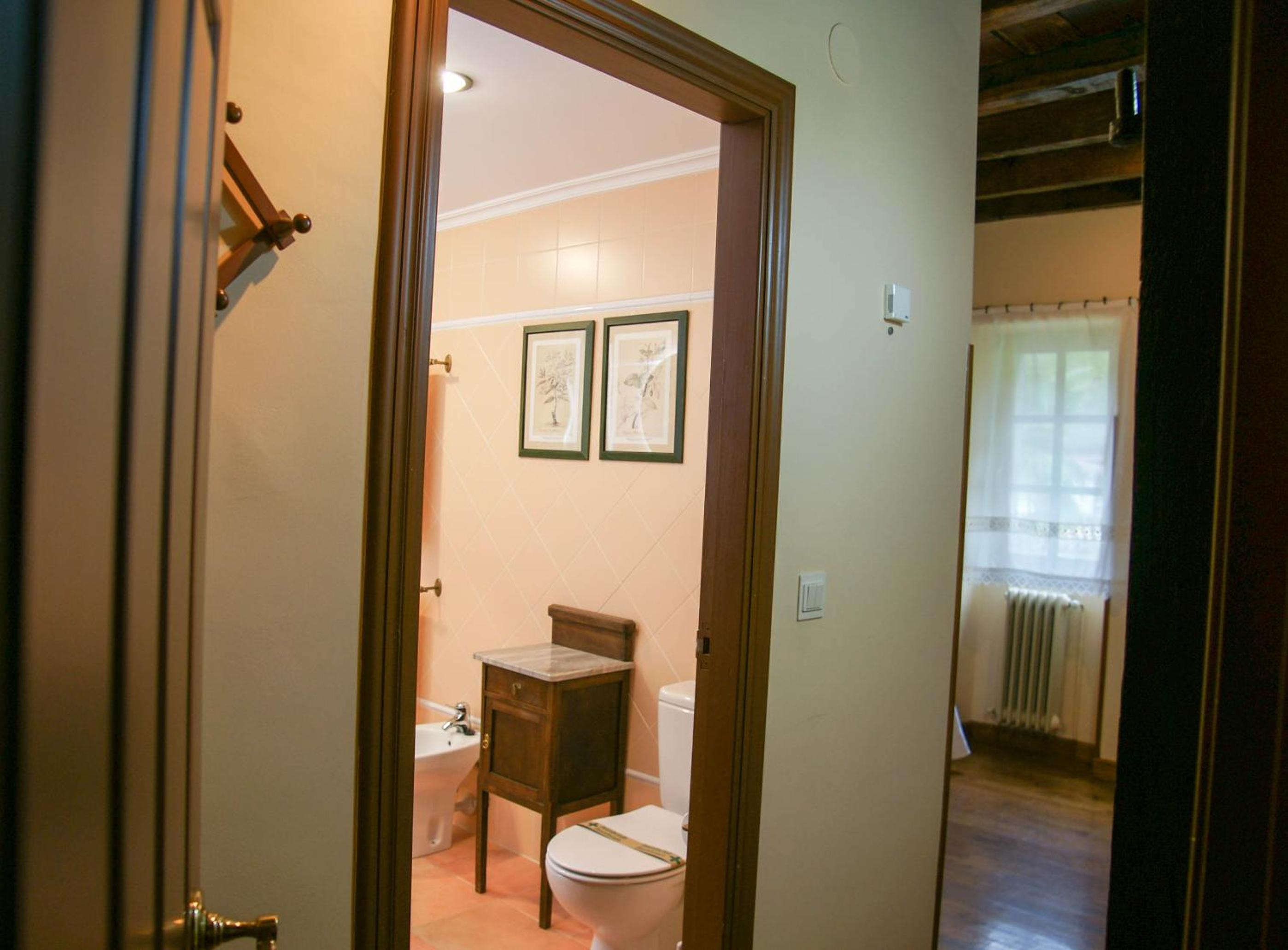 Double or Twin Room photo 3