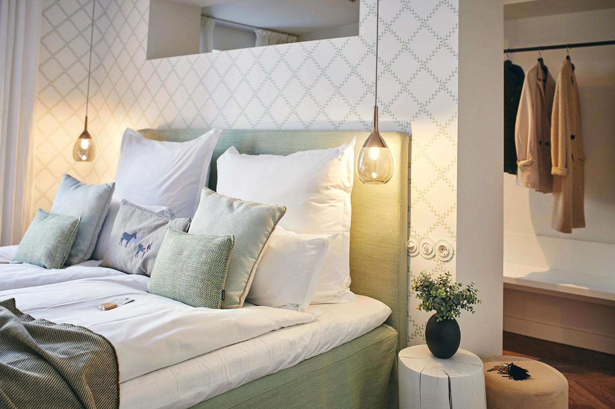 Premium Double Room - Photo 6