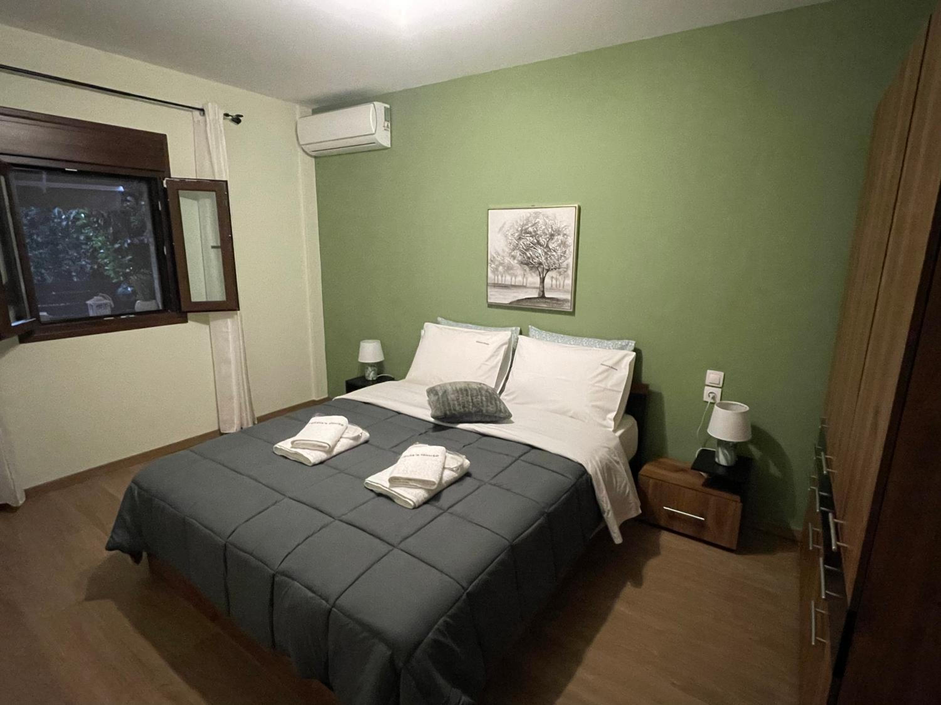 Two-Bedroom House - Photo 42