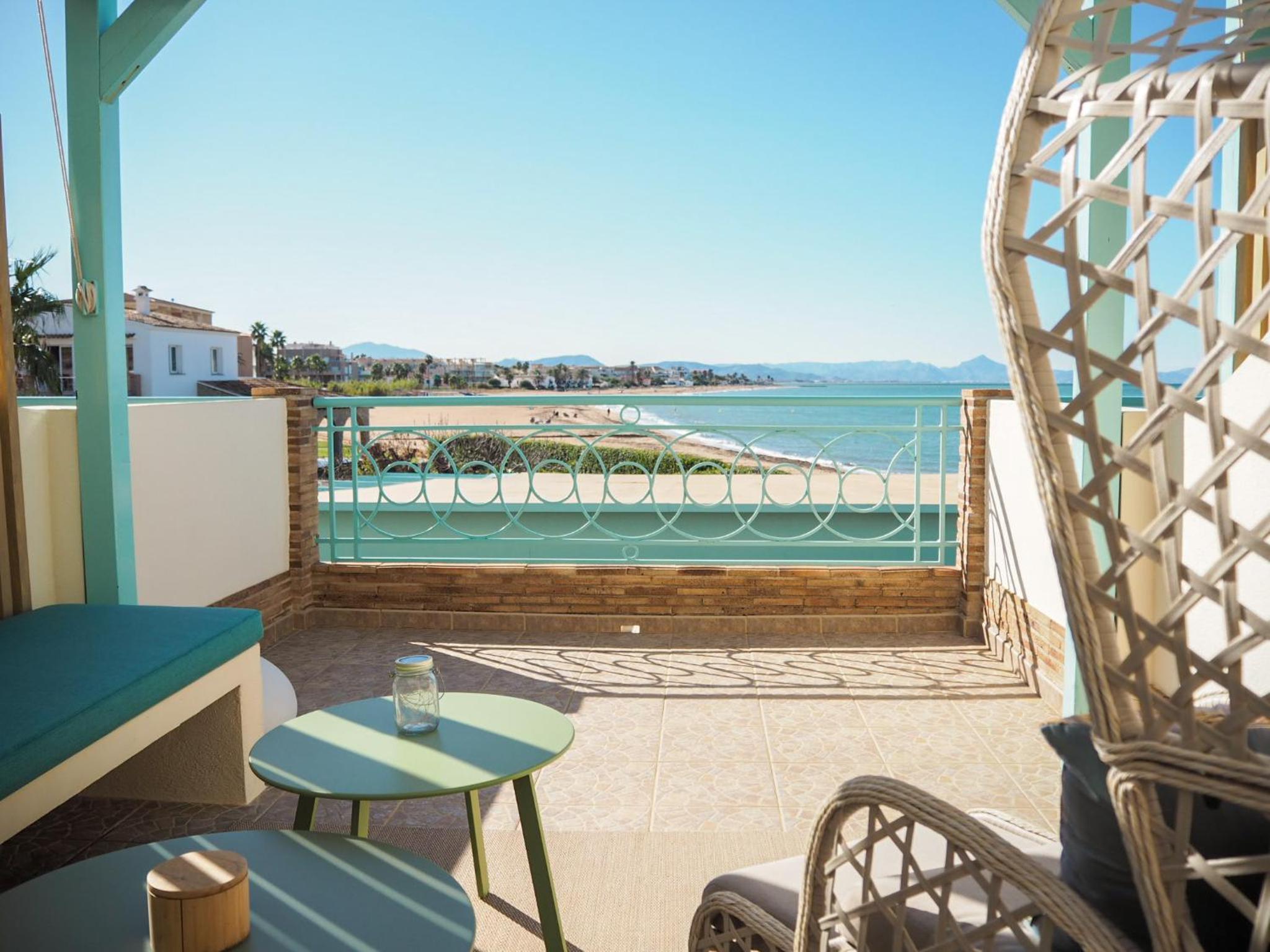 Double or Twin Room with Frontal Sea View and Terrace - Photo 3