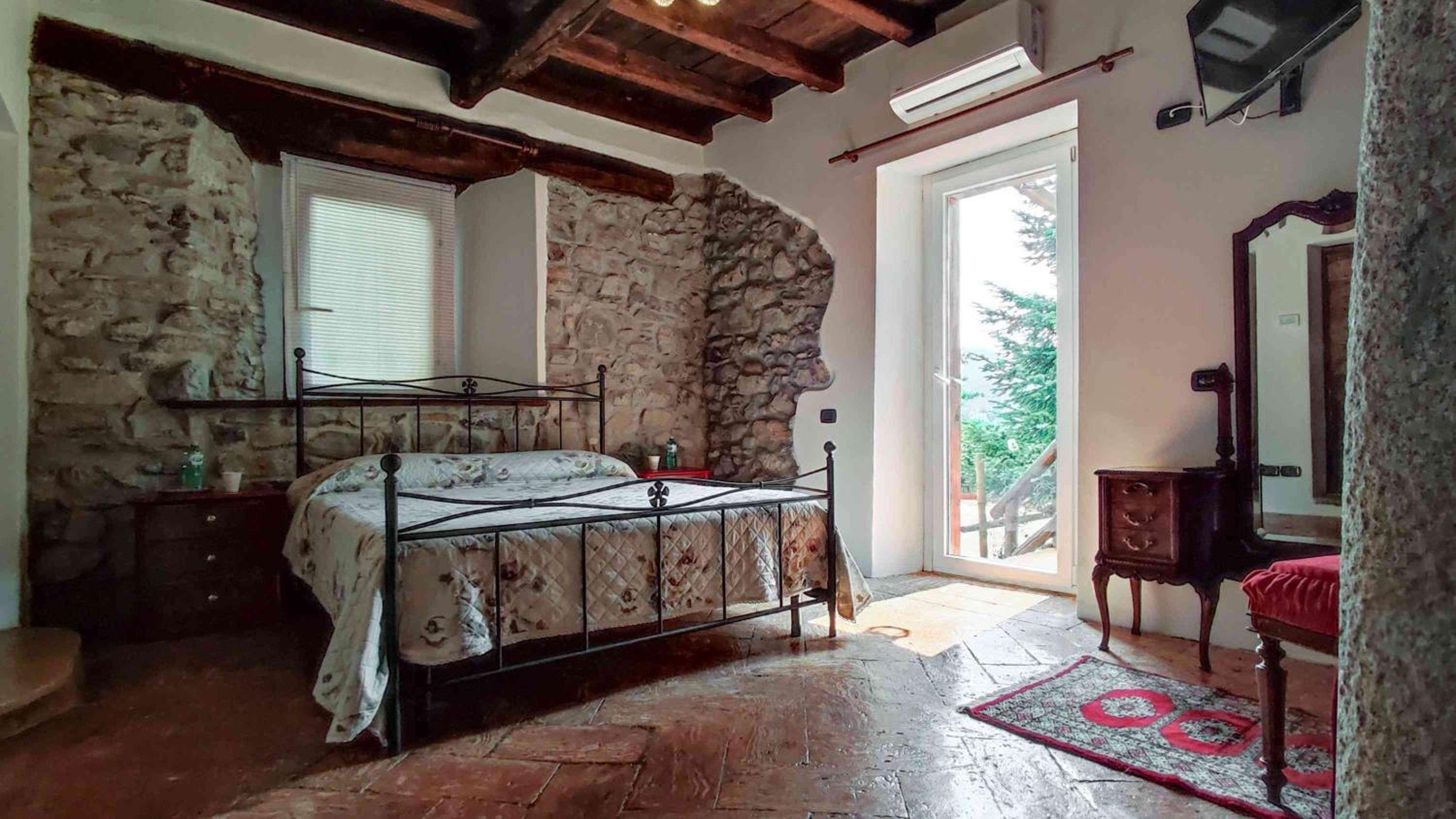 Double Room with Private Bathroom photo 1