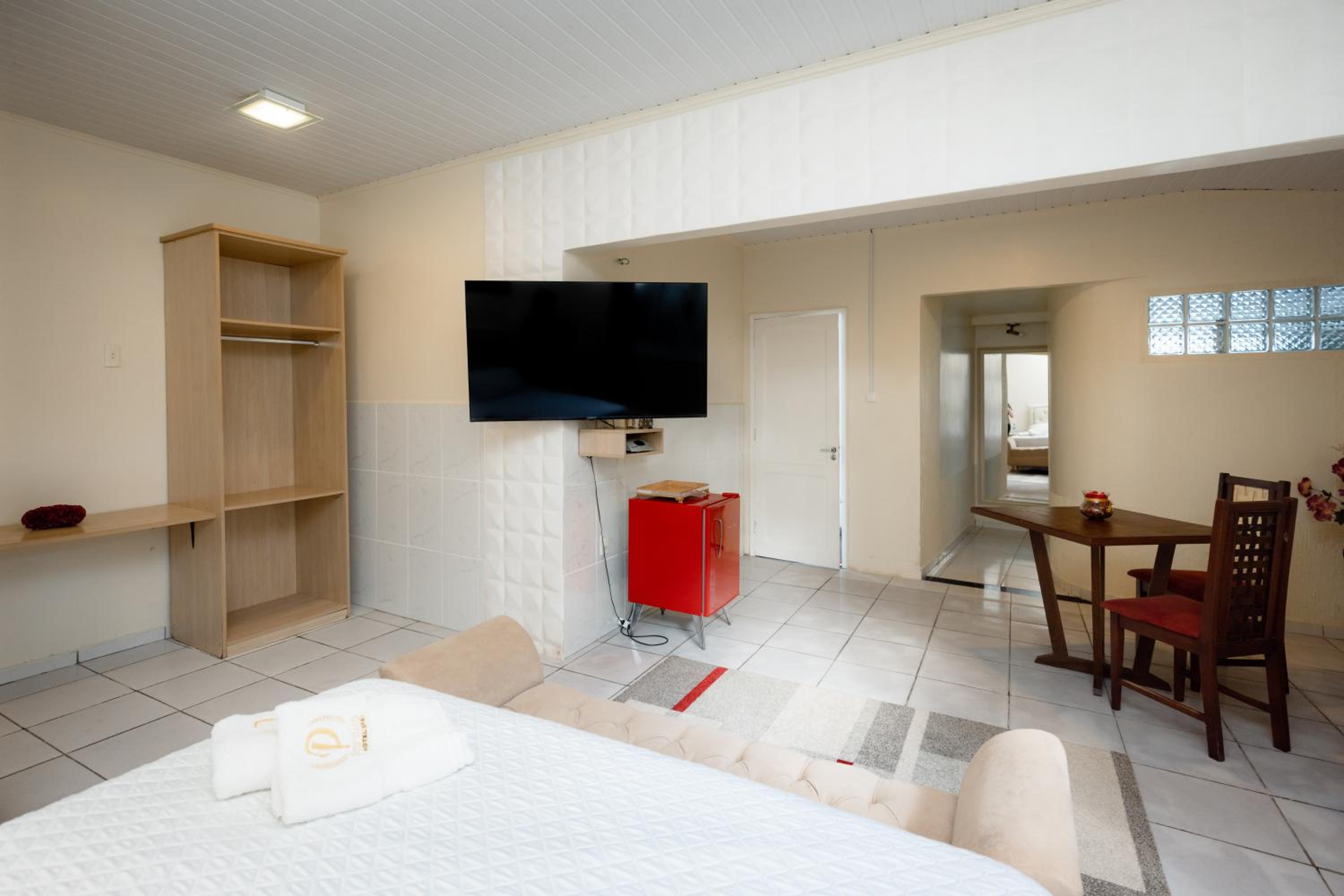 King Suite with Spa Bath photo 3