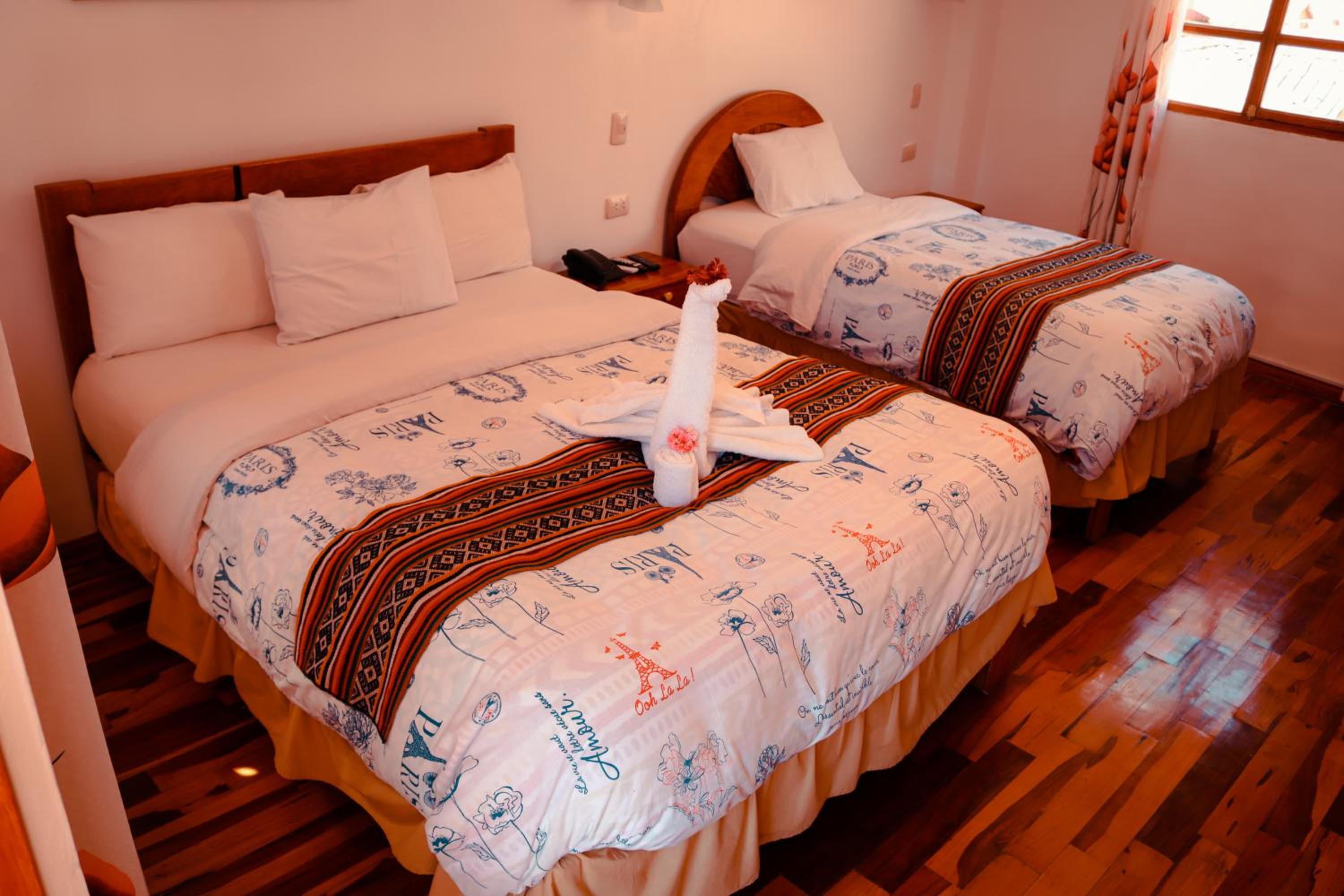 Deluxe Queen Room photo 1
