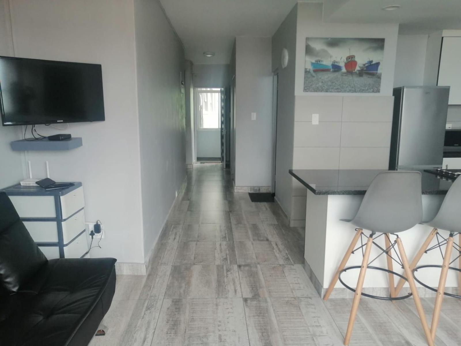 One-Bedroom Apartment - Photo 13