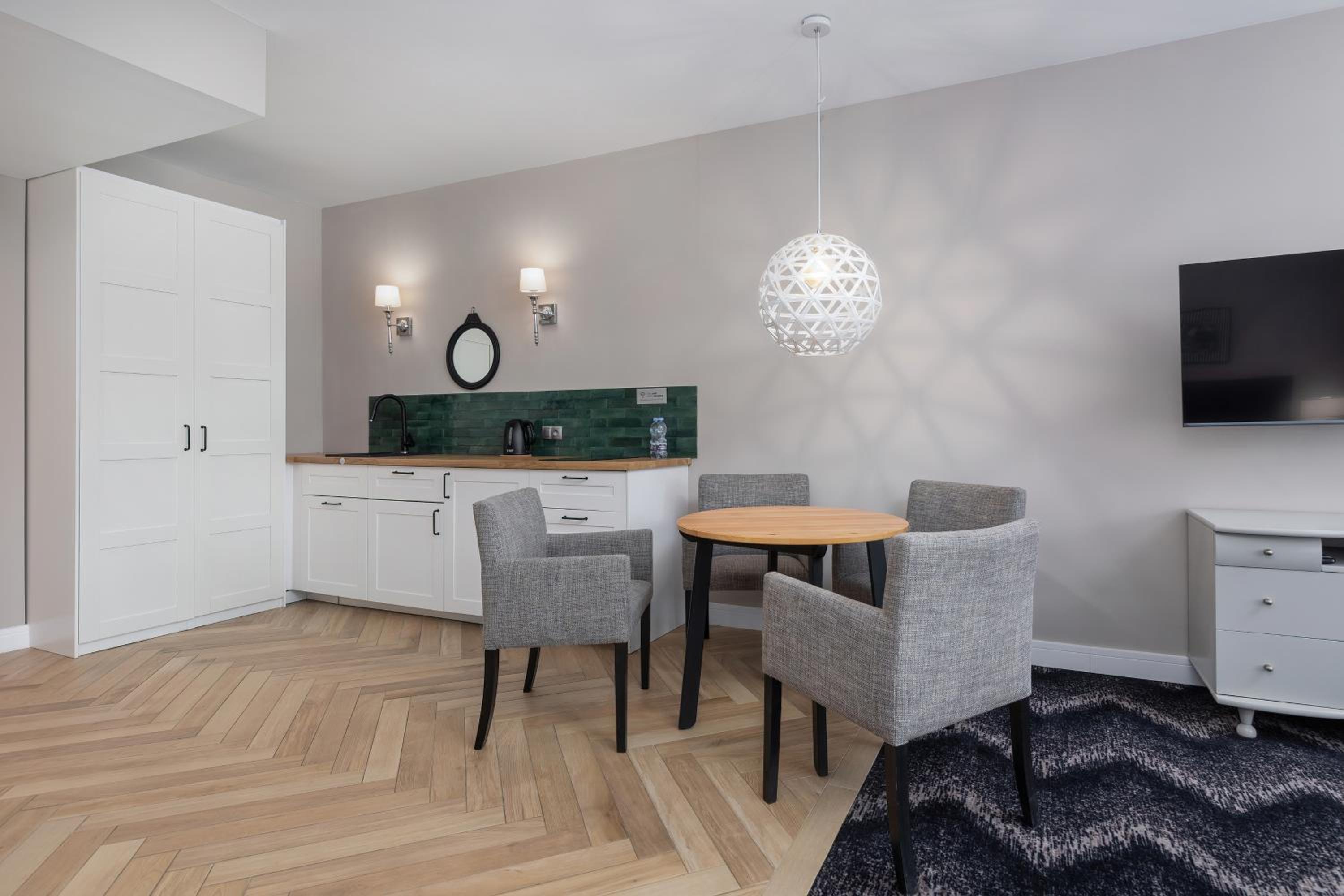 Superior Apartment with balcony - Photo 8