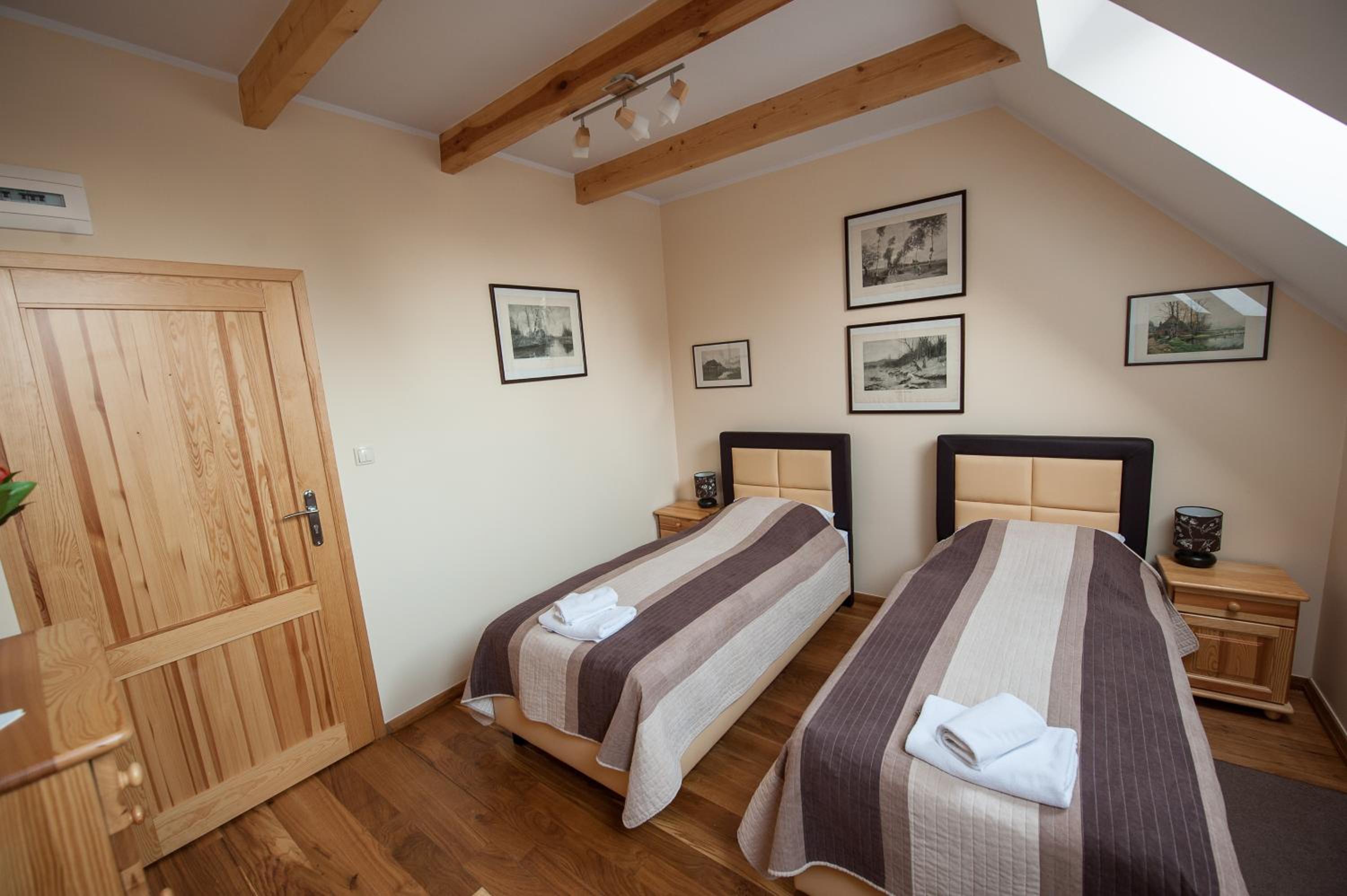 Twin Room photo 2