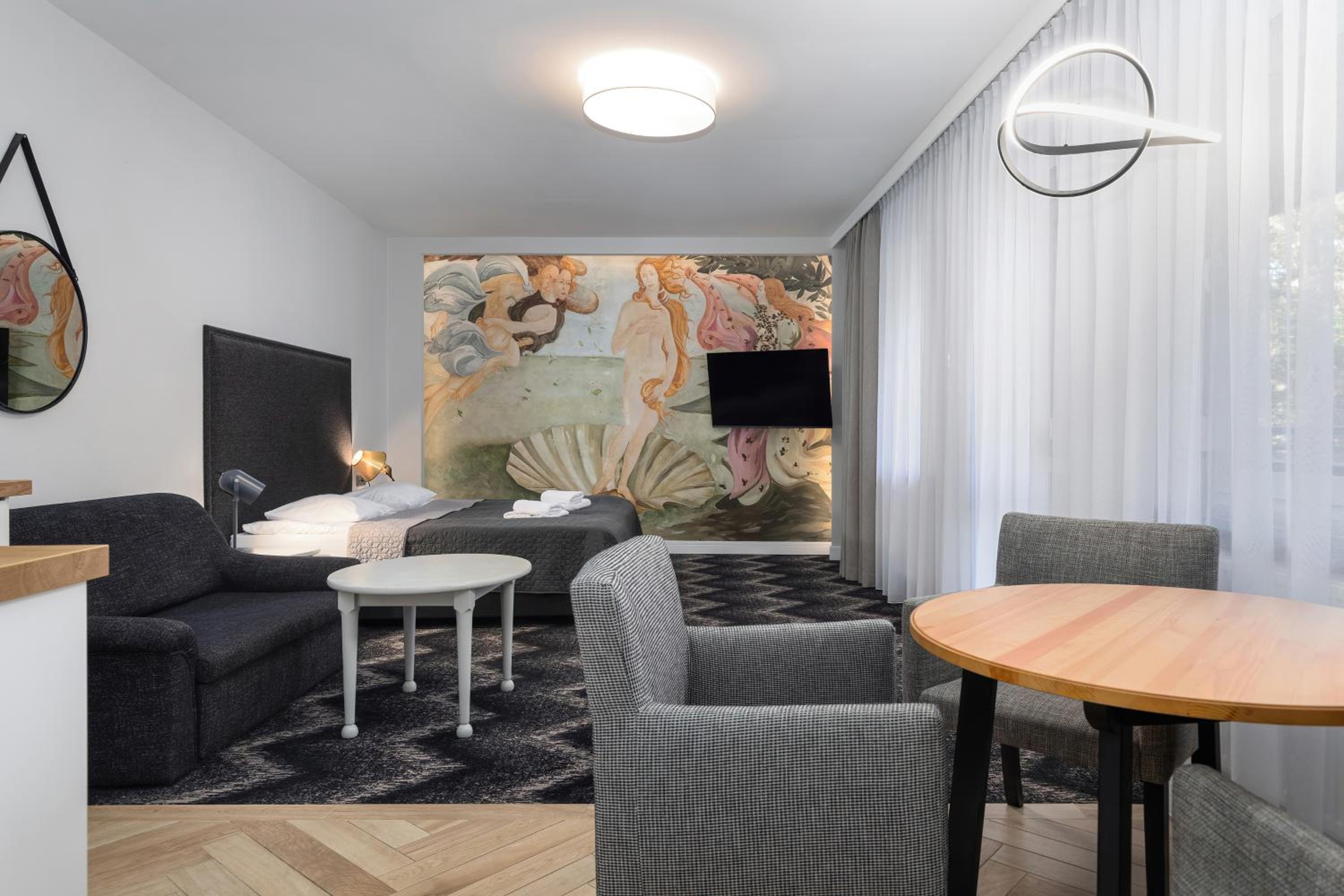 Deluxe Suite Apartment - Photo 1