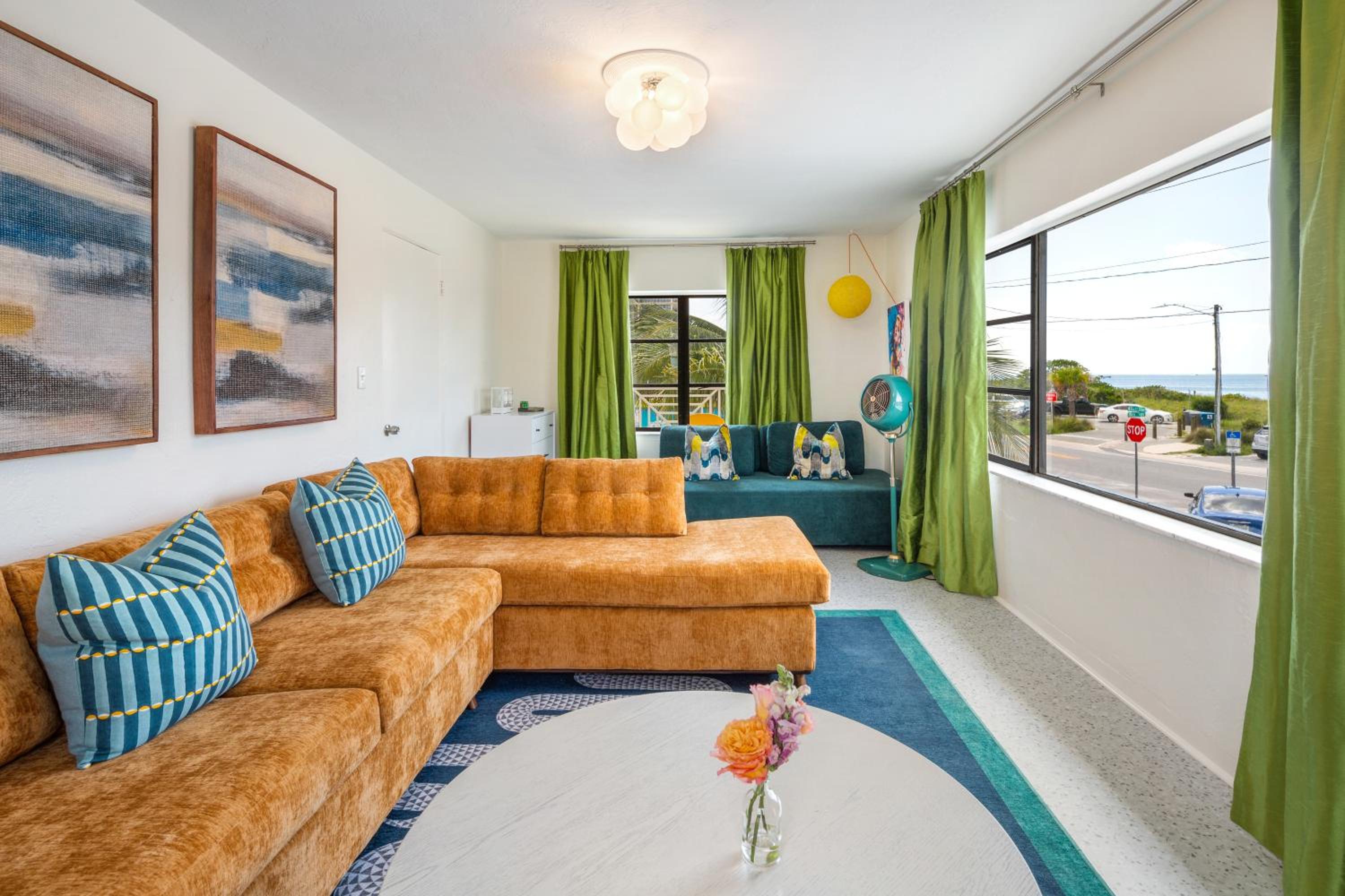 Lookout Penthouse Suite photo 3