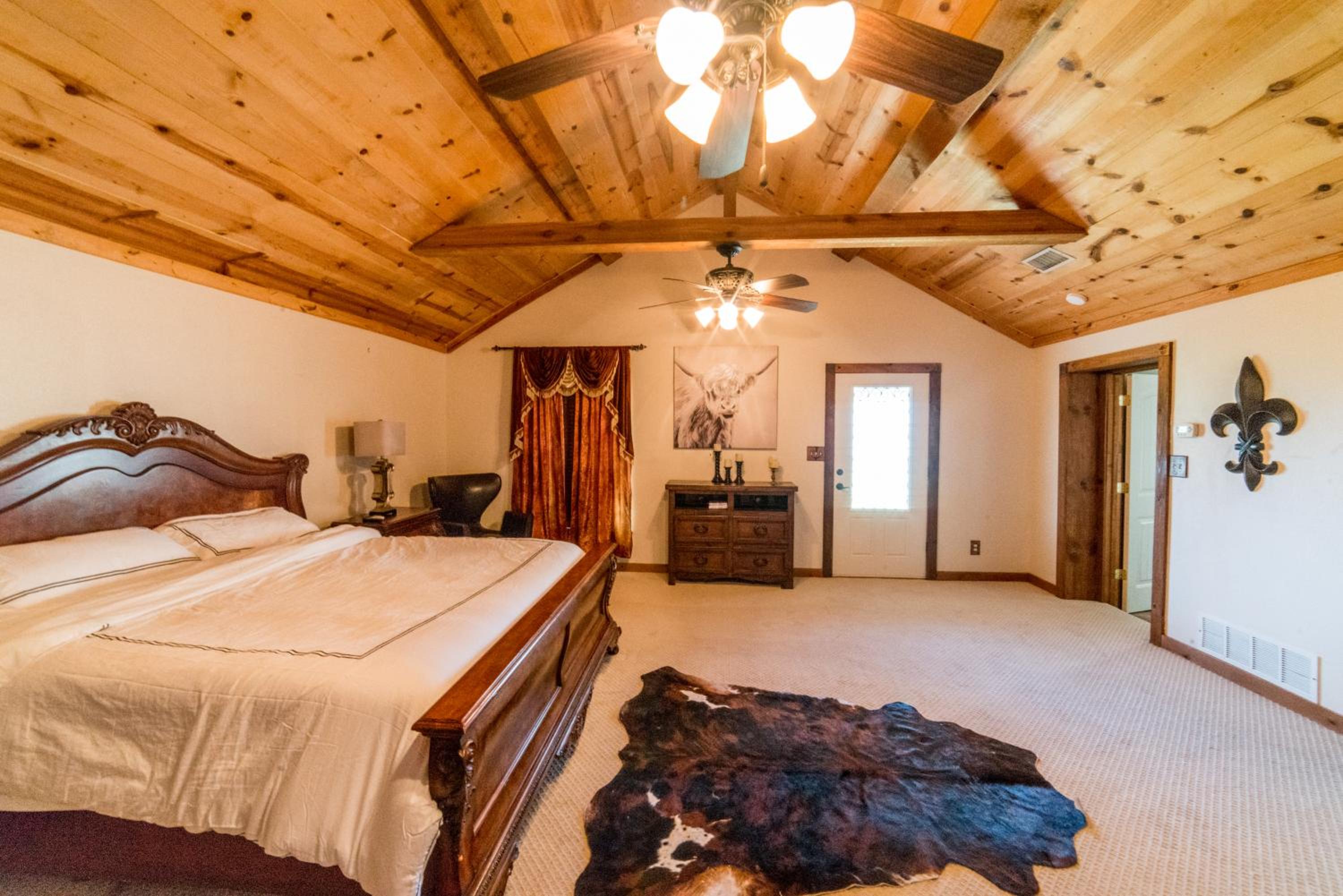 Three-Bedroom Villa photo 1