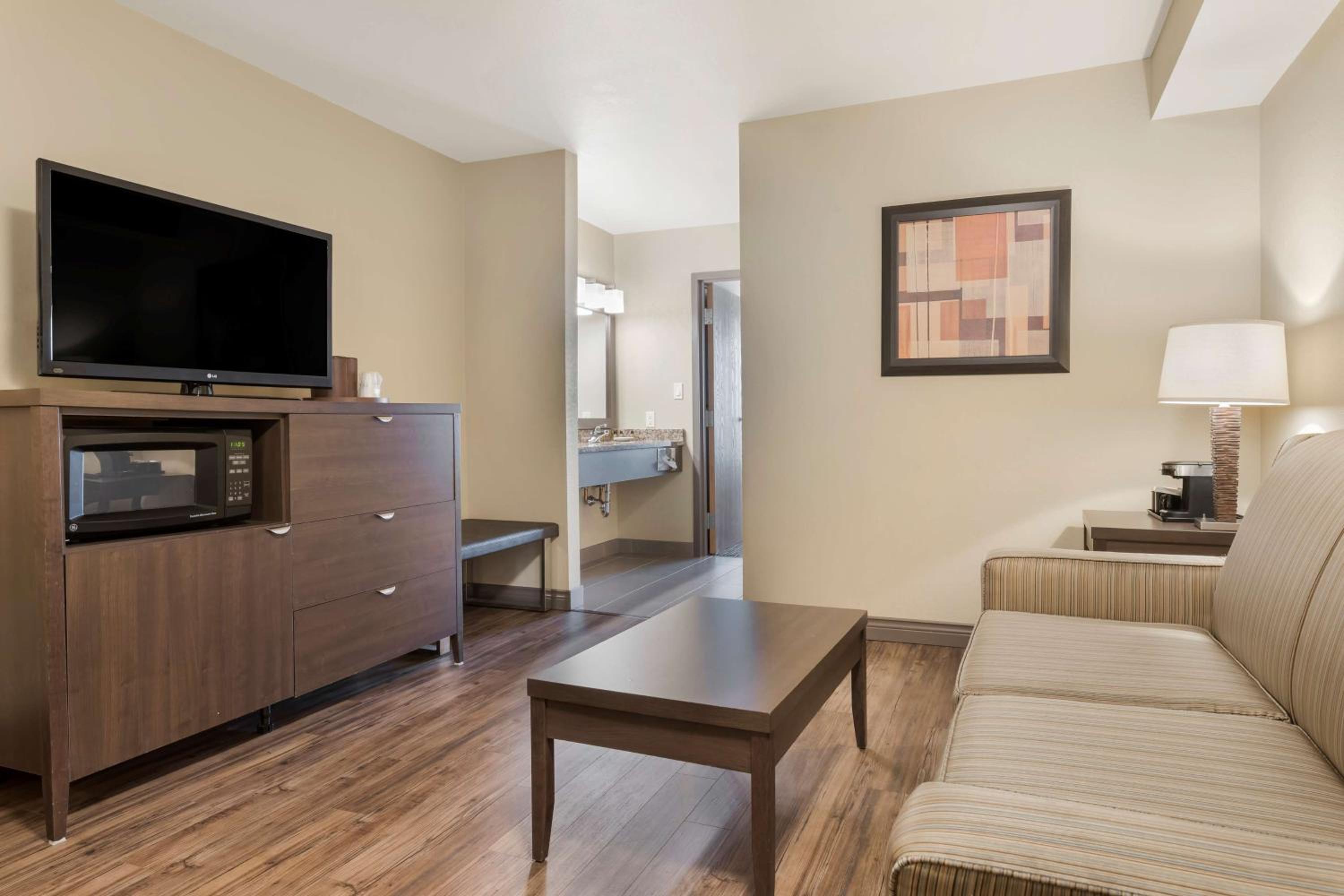 Two-Room King Suite - Non-Smoking - Photo 1