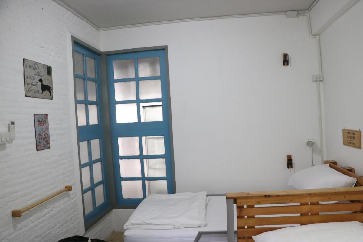 Standard Twin Room photo 2
