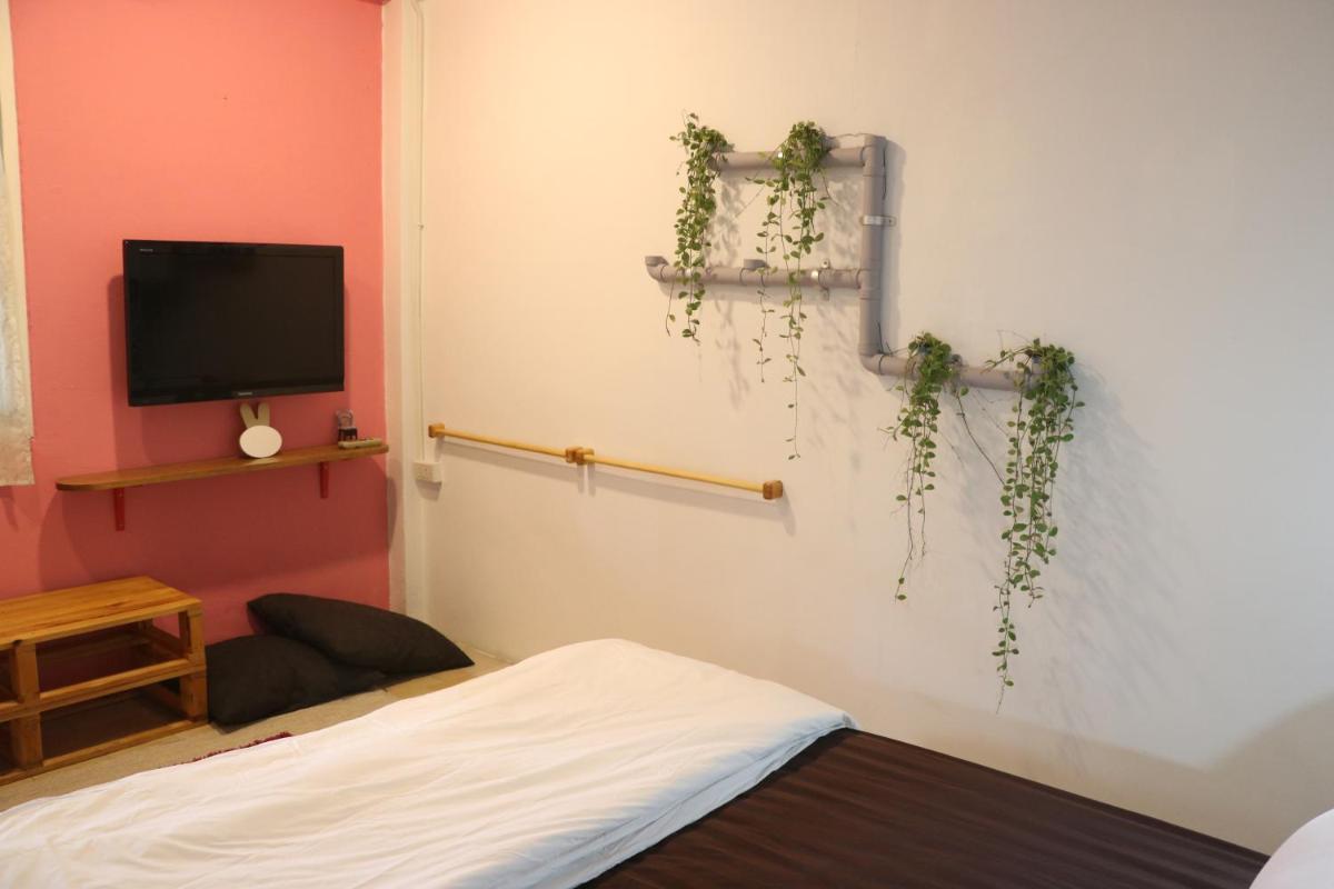 Standard Queen Room photo 3