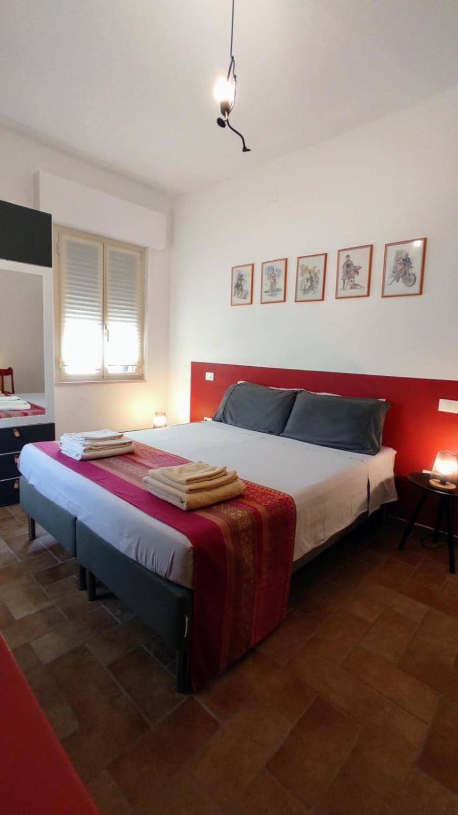 Double or Twin Room with Private Bathroom photo 1